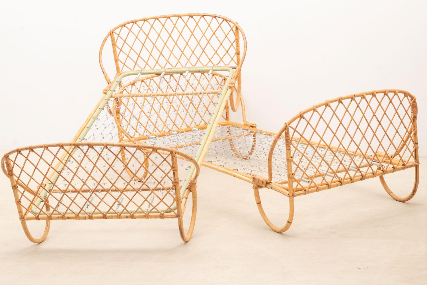 Coppia di lettini in rattan, anni '70 in vendita 12