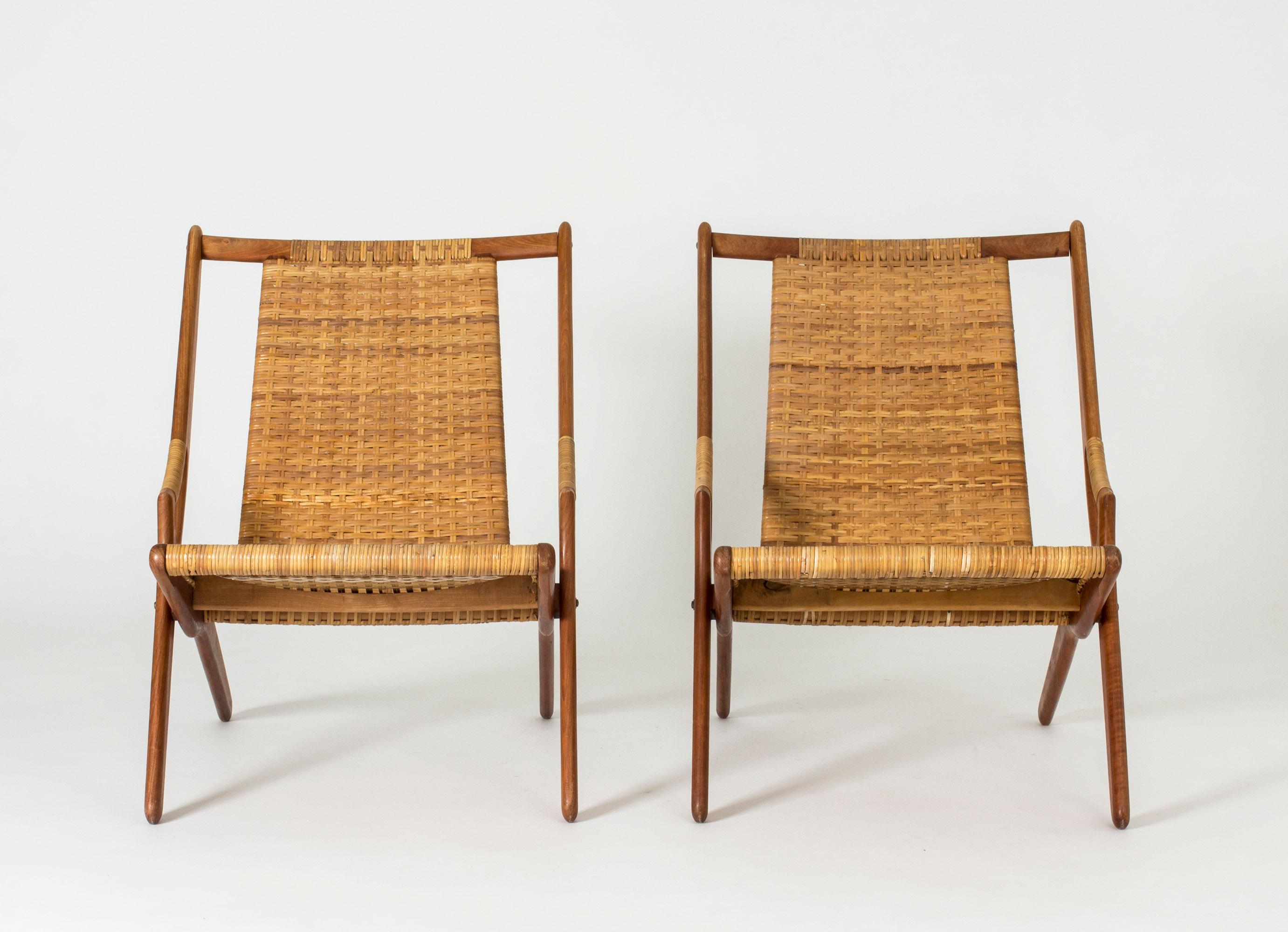 Scandinavian Modern Pair of Rattan Lounge Chairs by Arne Hovmand Olsen