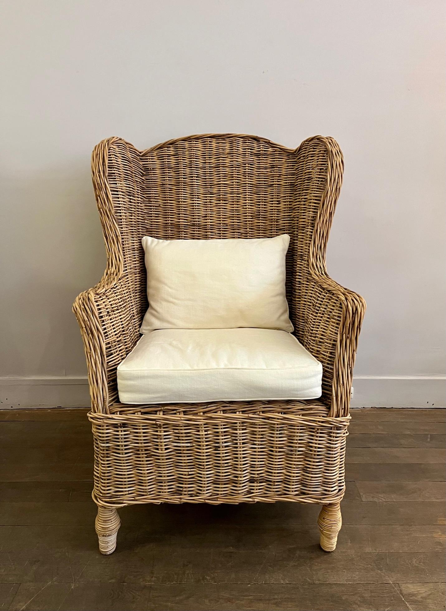 French Pair of Rattan Lounge Chairs, France, 1970