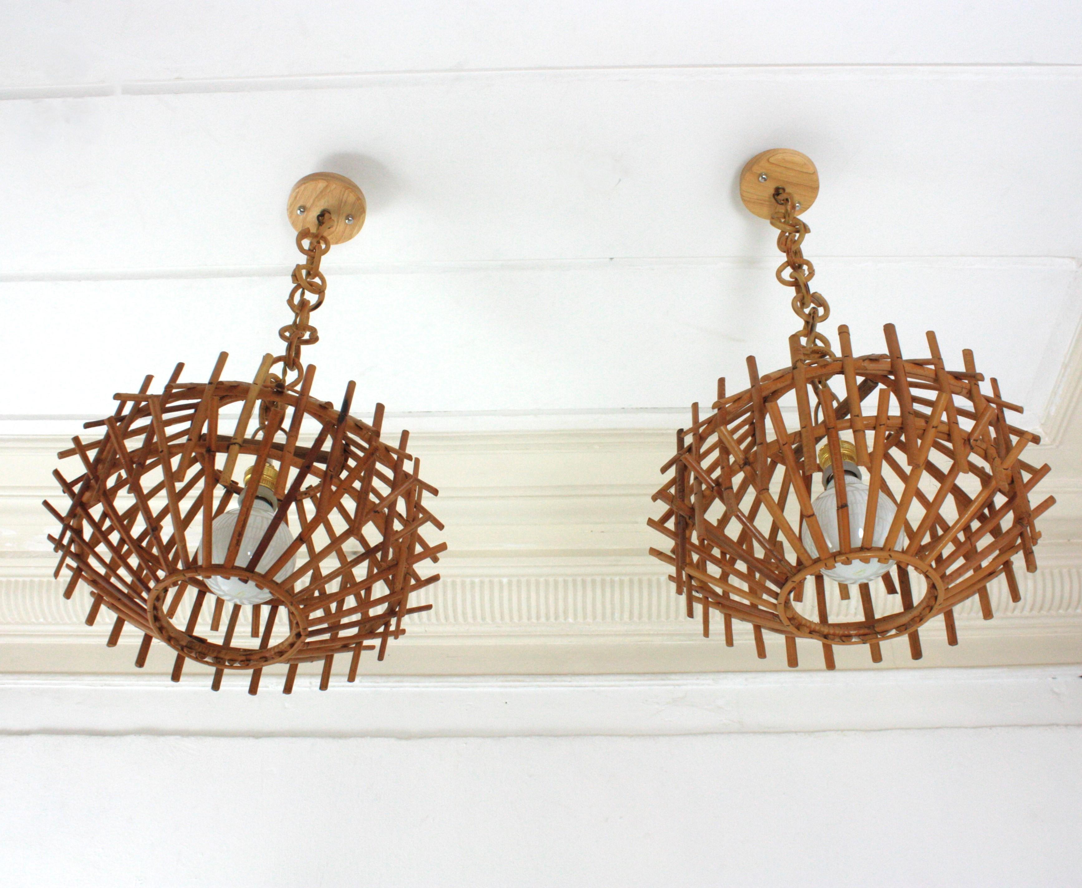 Pair of Rattan Pagoda Pendant Lights or Lanterns, 1960s For Sale 2