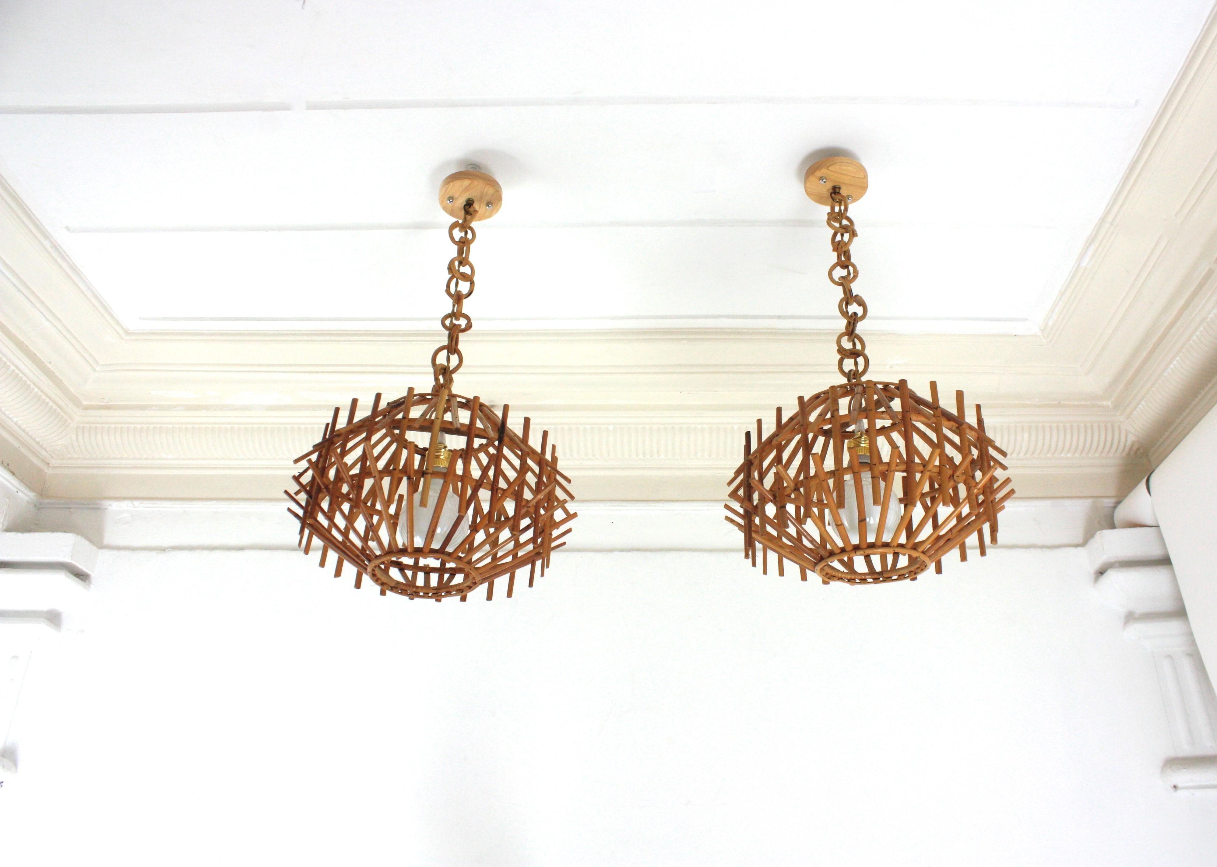 Pair of Rattan Pagoda Pendant Lights or Lanterns, 1960s For Sale 11