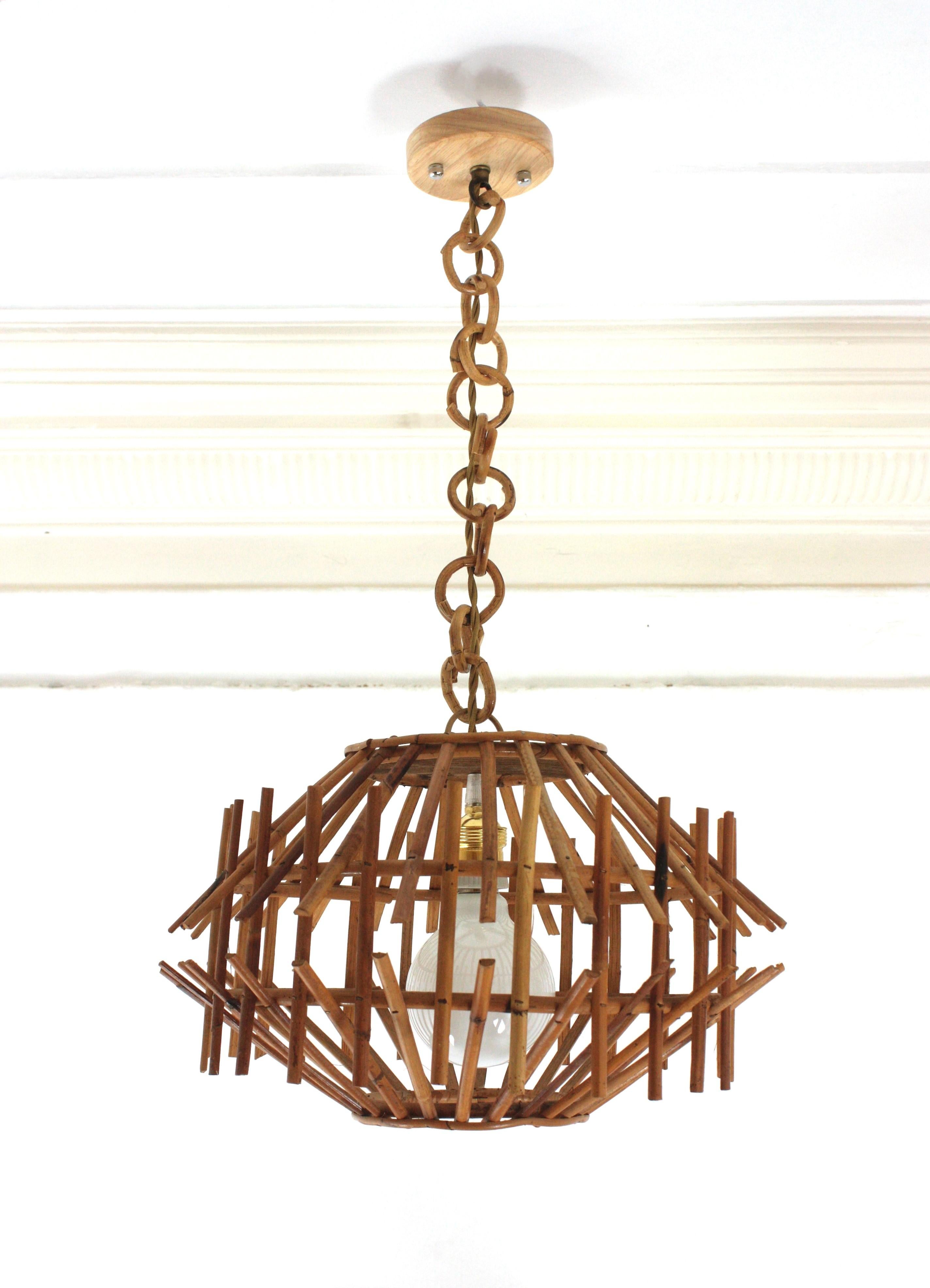 French Pair of Rattan Pagoda Pendant Lights or Lanterns, 1960s For Sale