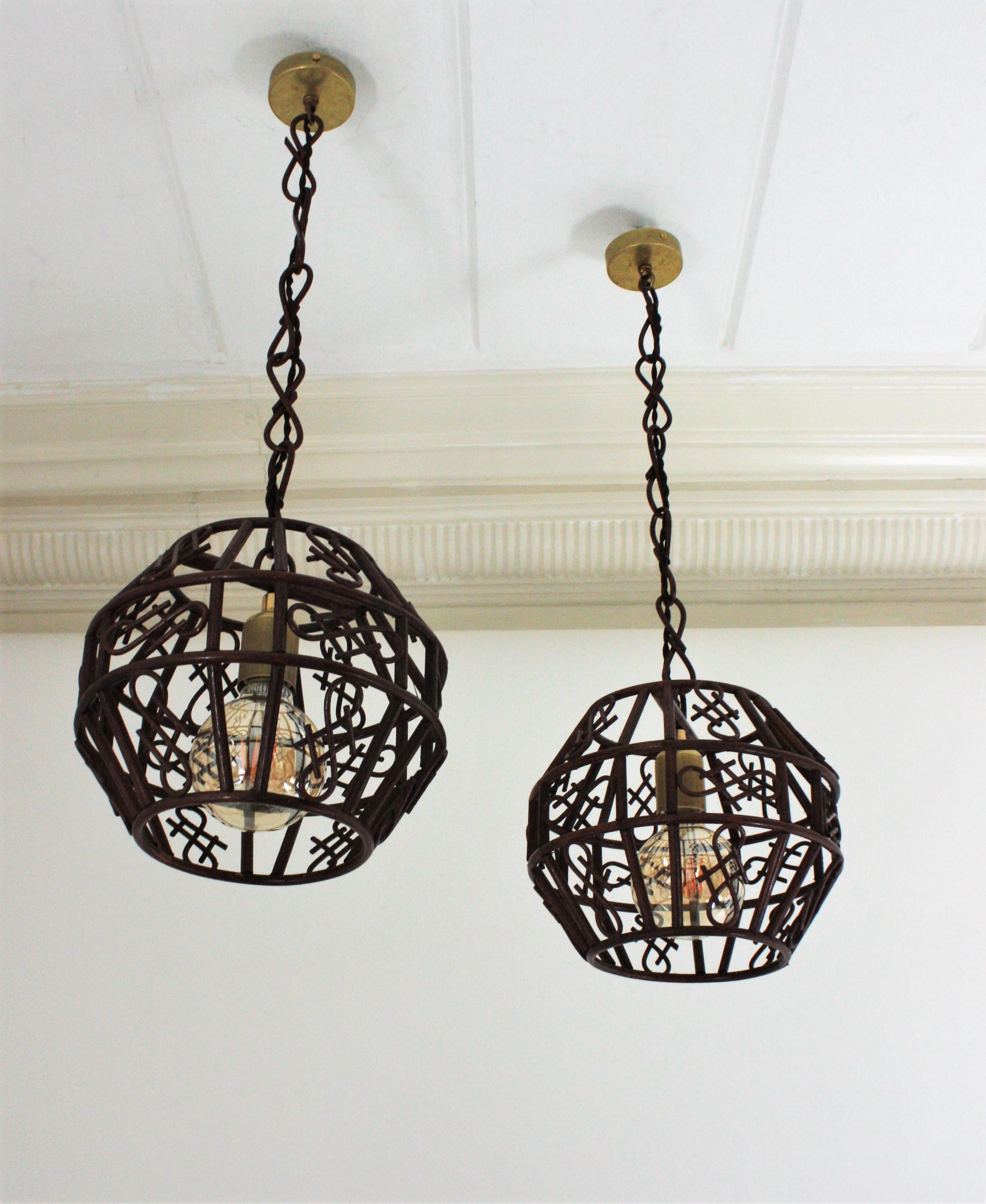 Pair of French Rattan Pendant Lights or Lanterns, 1960s For Sale 11