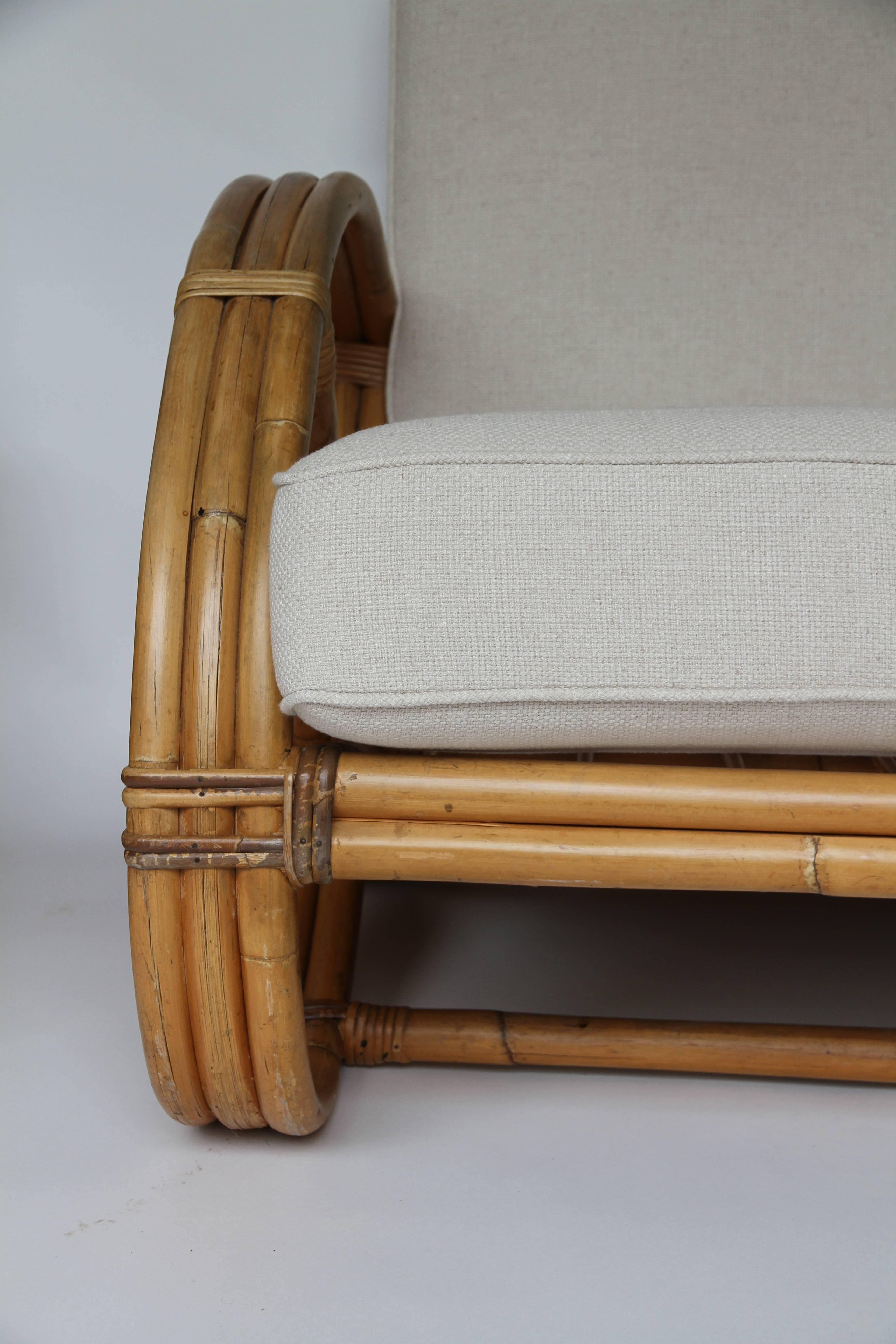 Pair of Rattan Pretzel Chairs in the Style of Paul Frankl In Good Condition In Houston, TX