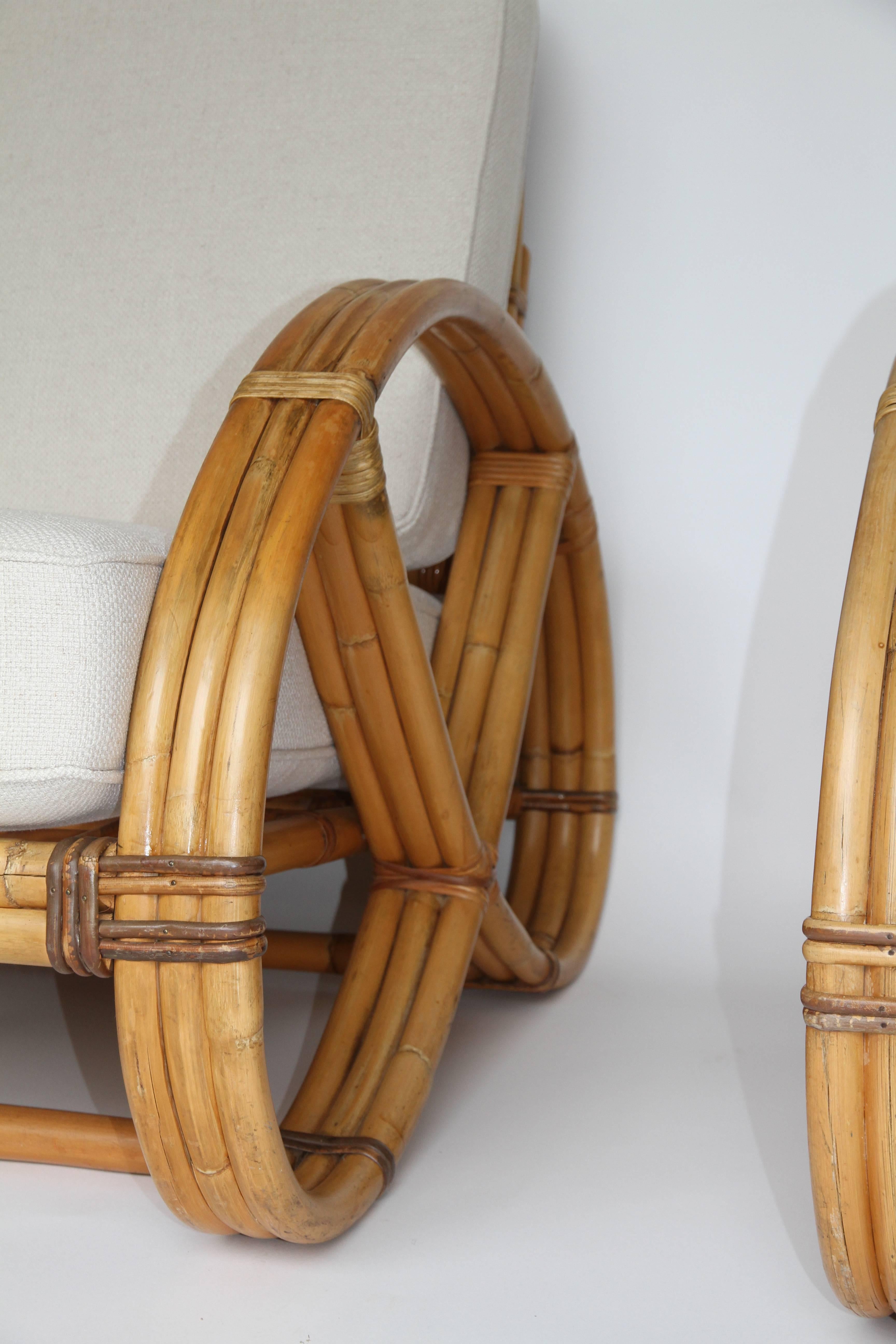 20th Century Pair of Rattan Pretzel Chairs in the Style of Paul Frankl