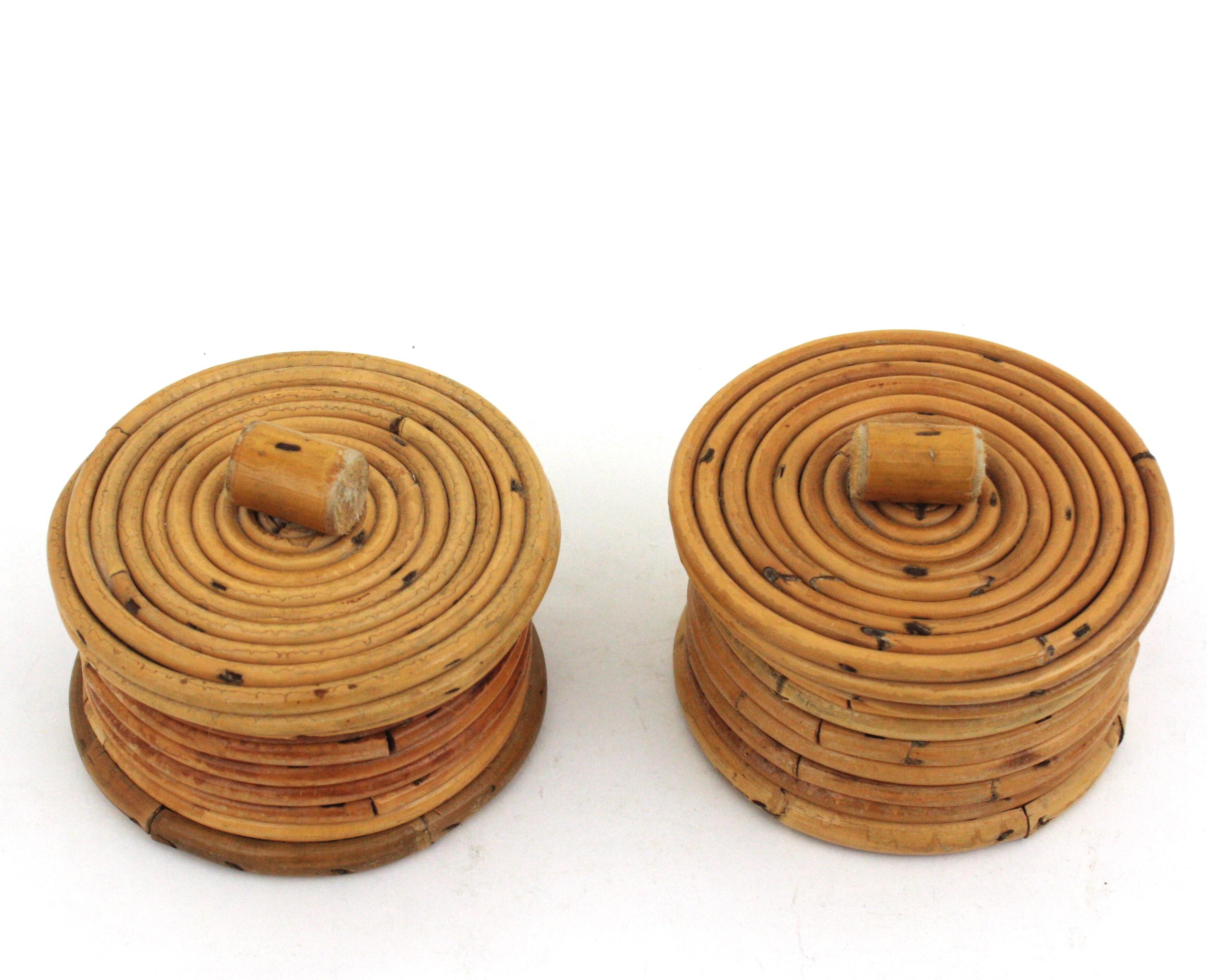 Hand-Crafted Pair of Rattan Round Lidded Boxes, 1960s For Sale
