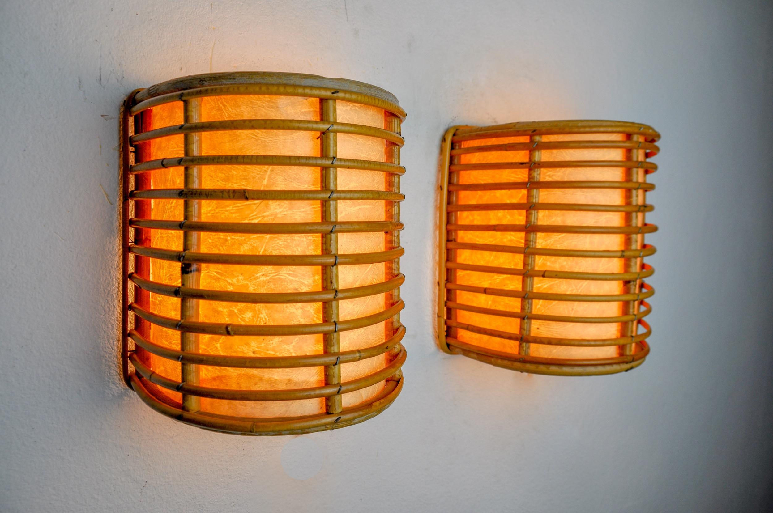 Wicker Pair of rattan sconces France 1960 For Sale