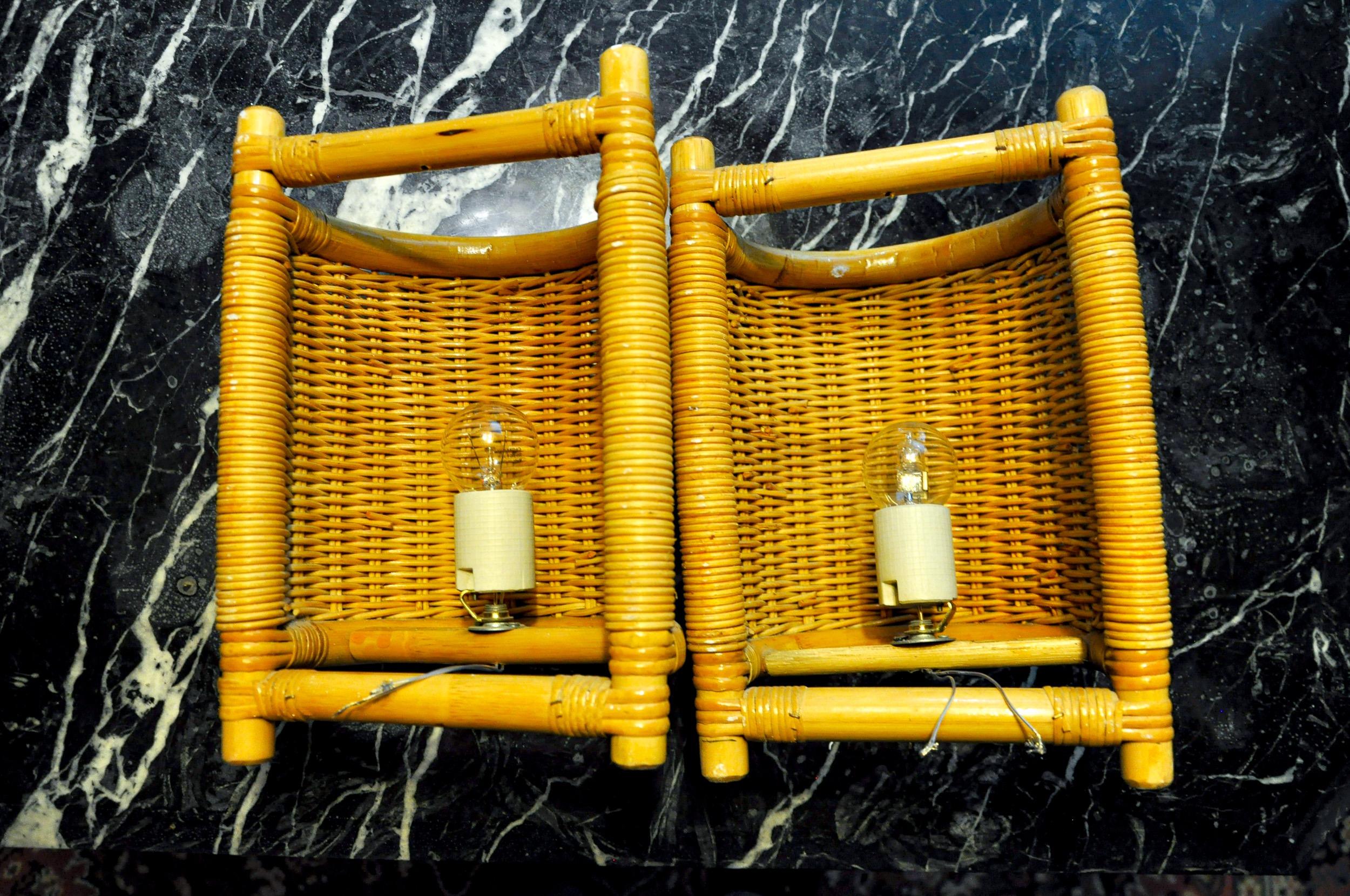 Pareja de apliques de ratán, Francia, 1960 Madera en venta