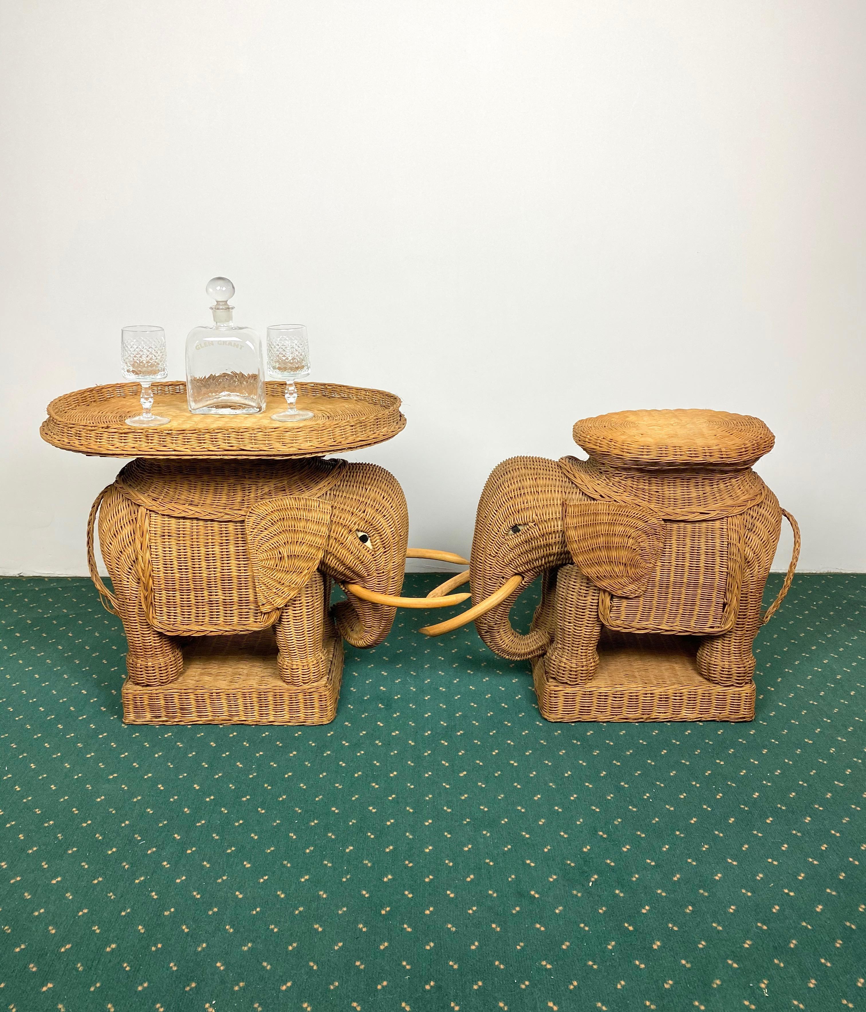 Mid-20th Century Pair of Rattan Wicker Elephant Tray Tables and Side Tables, France, 1960s