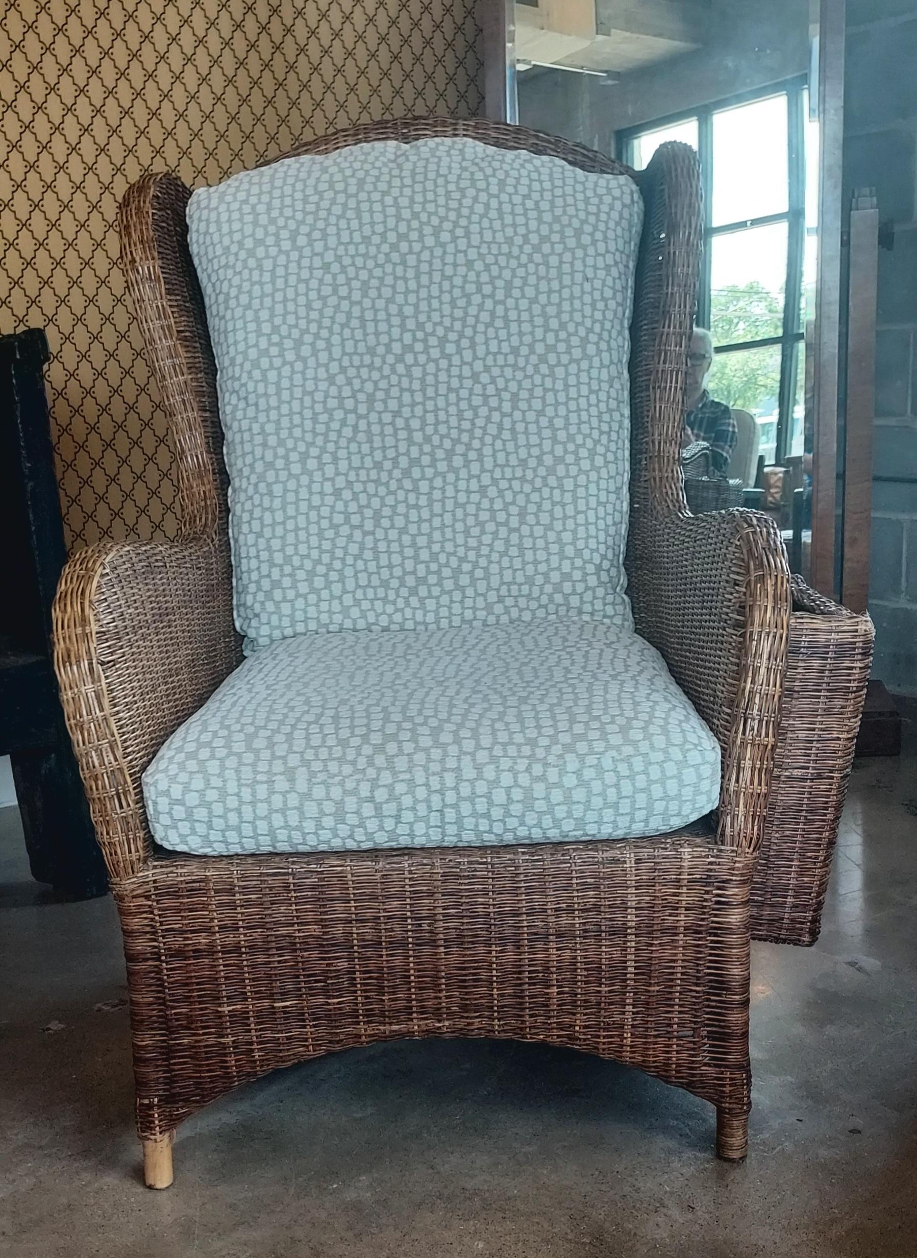 Coppia di poltrone e ottomane in rattan, Francia, anni '40 in vendita 1