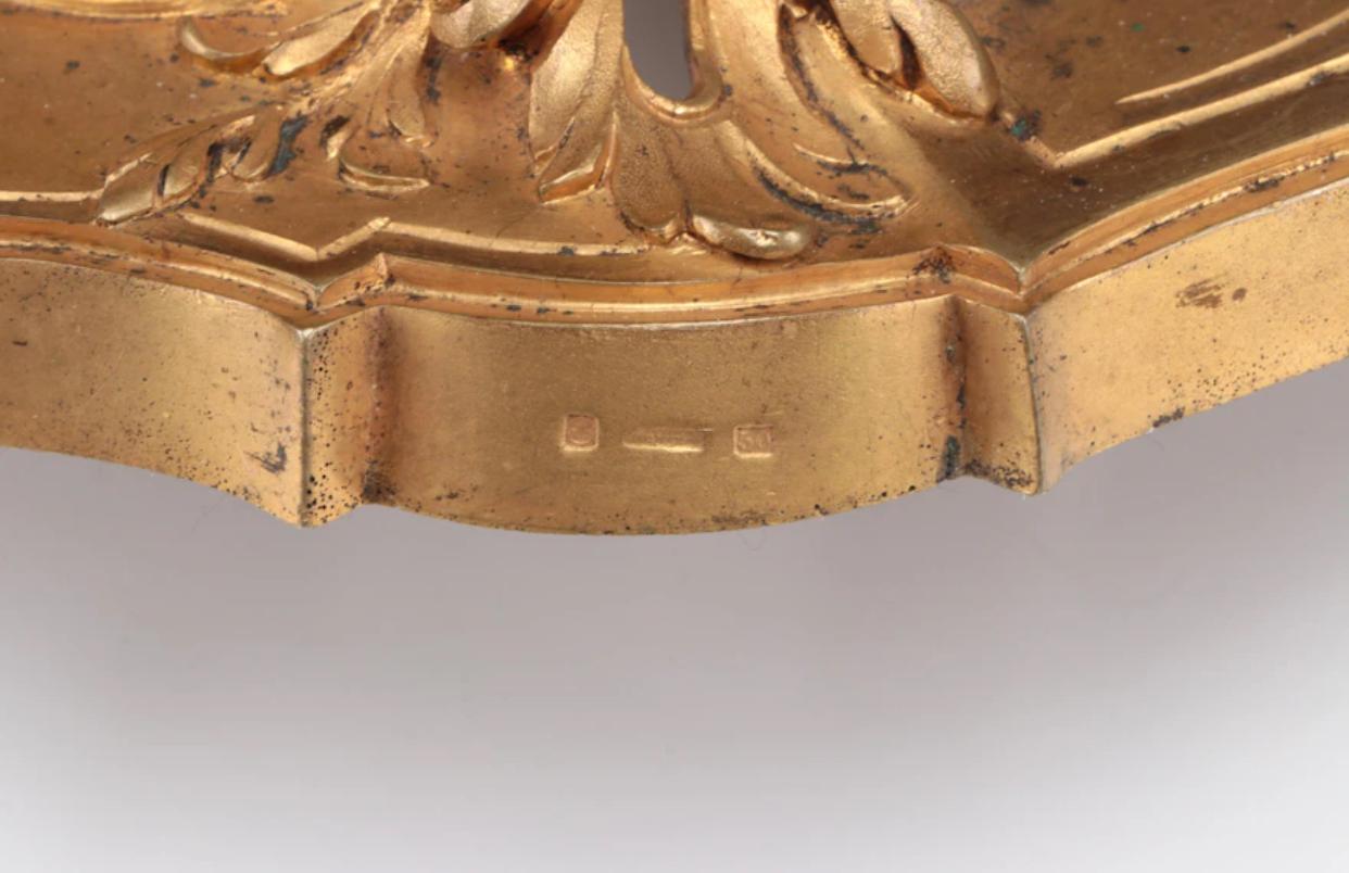 Paar Ravinet d'Enfert-Goldbronze-Kandelaber im Louis-XV-Stil, frühes 20. Jahrhundert im Angebot 6