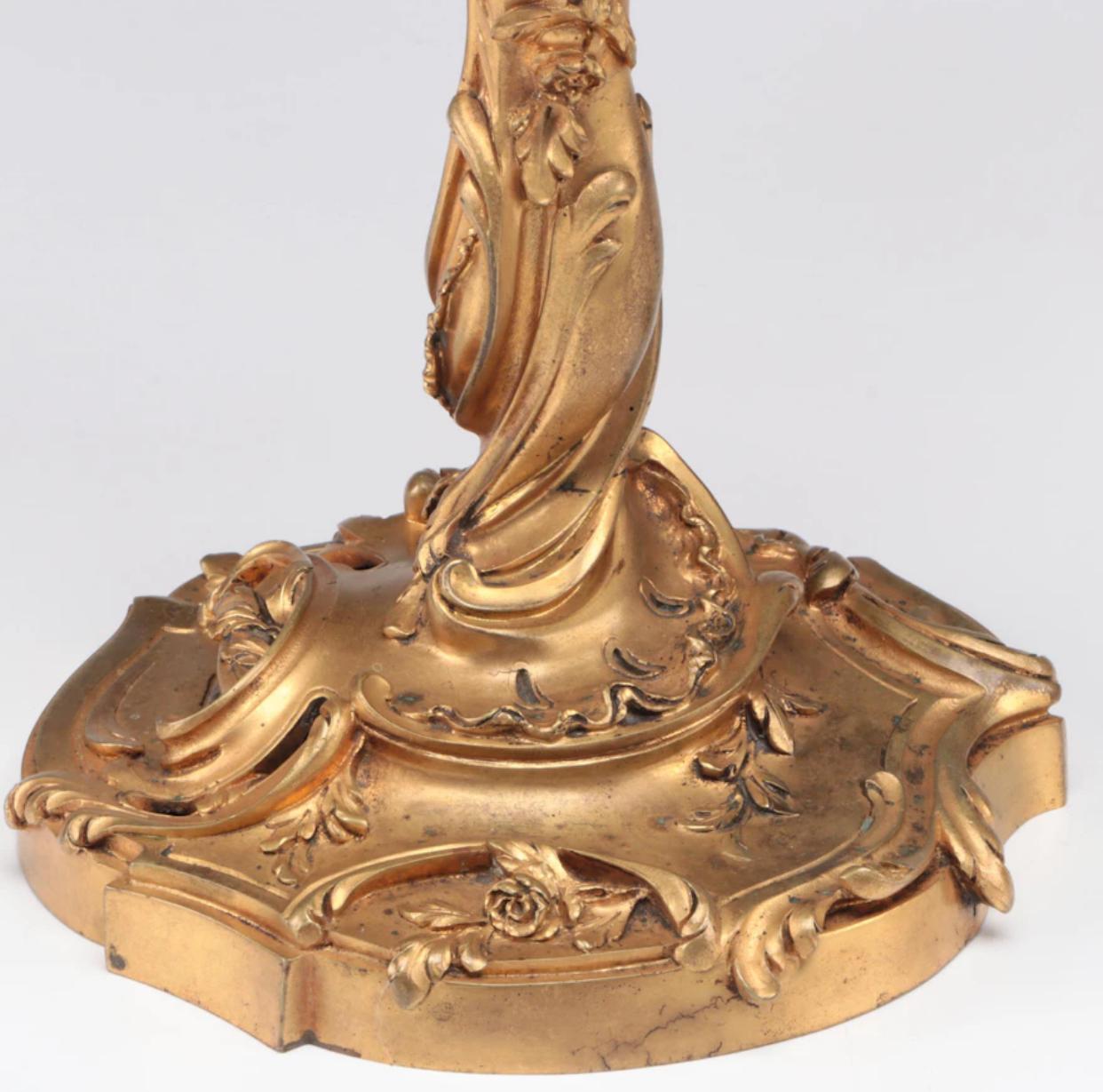 Paire de candélabres Ravinet d'Enfert de style Louis XV en bronze doré, début du 20e siècle en vente 1