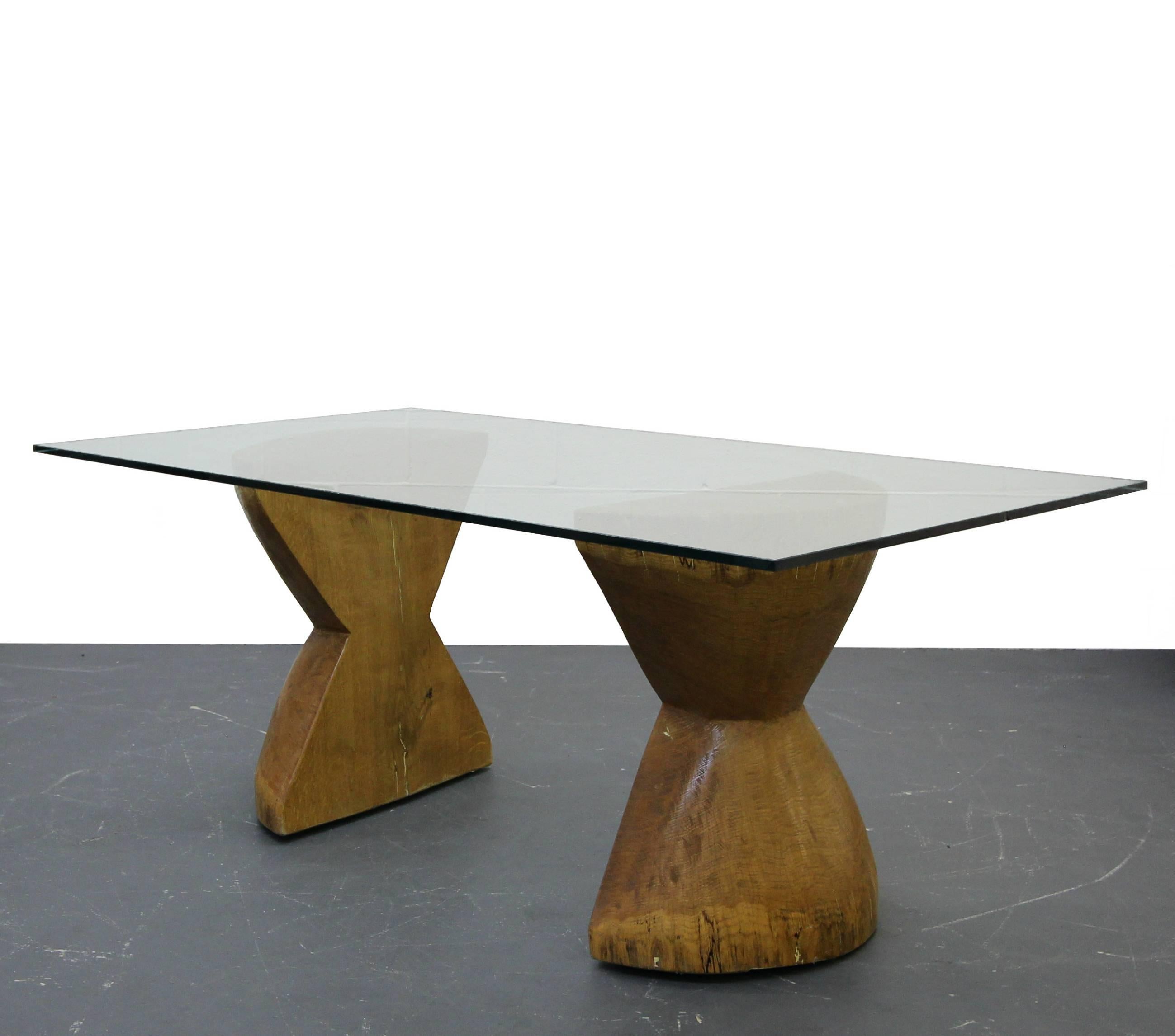Pair of Raw Live Edge Wood Hourglass Dining Table Pedestals In Good Condition For Sale In Las Vegas, NV