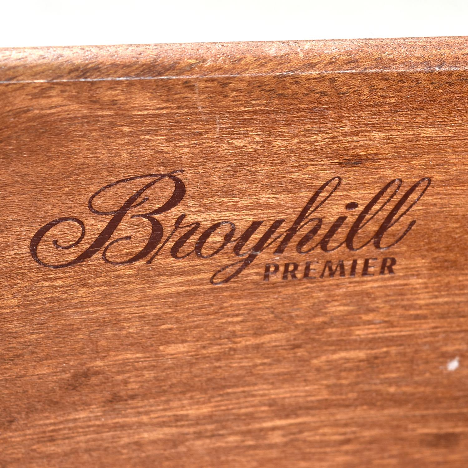 Raymond Loewy inspirierter grüner Chapter One Nachttisch von Broyhill Premier im Angebot 3