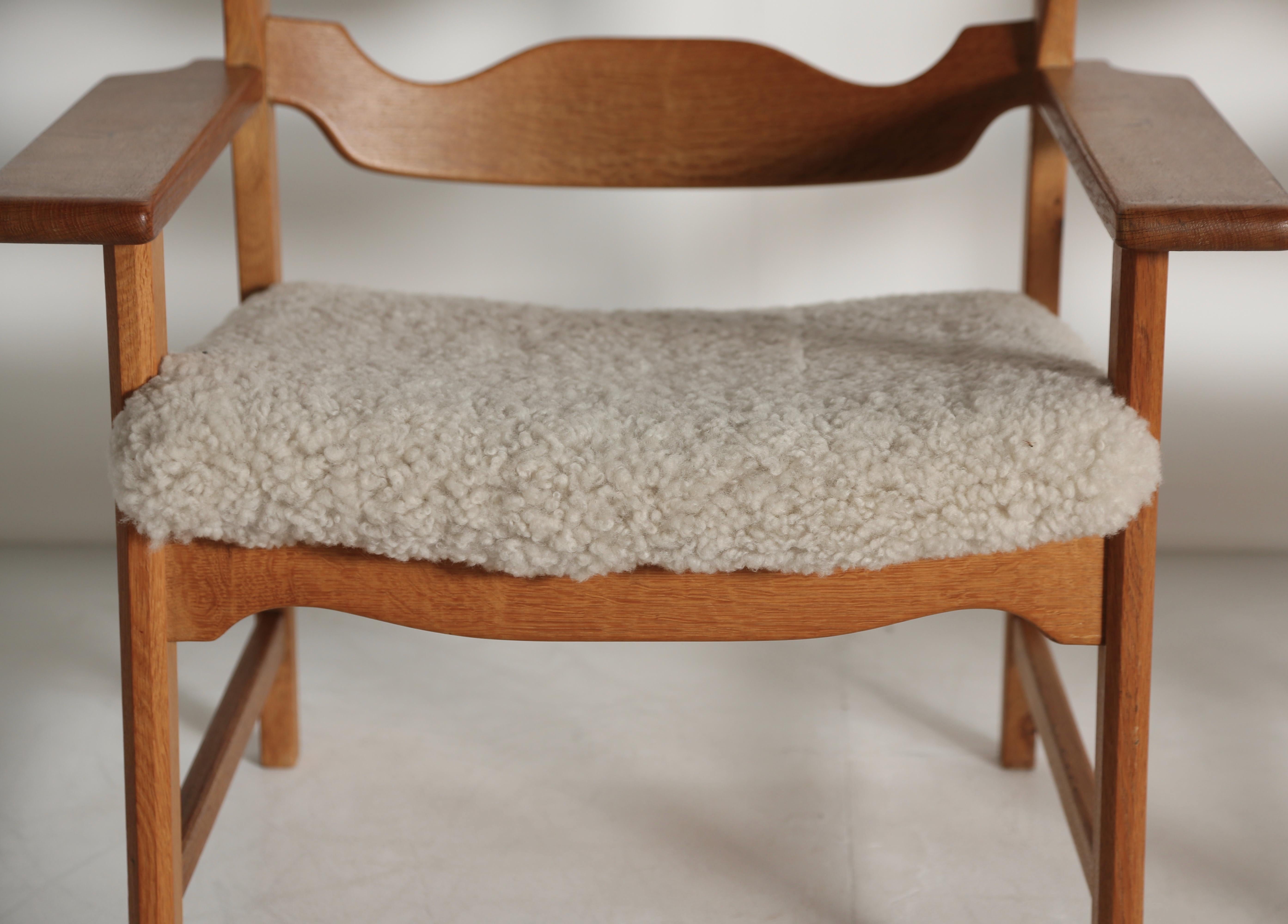 Pair of Razor Blade Armchairs by Henning Kjærnulf 'Kjaernulf', Denmark, 1960s in vendita 11