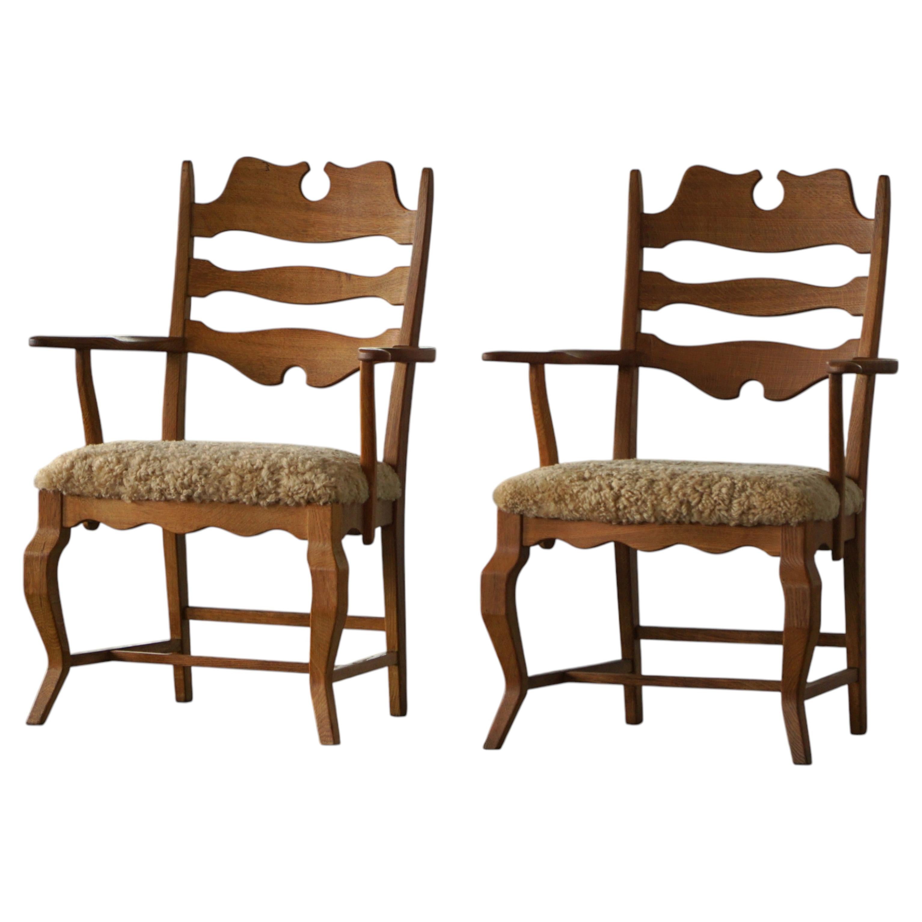 What is a fancy armchair called?