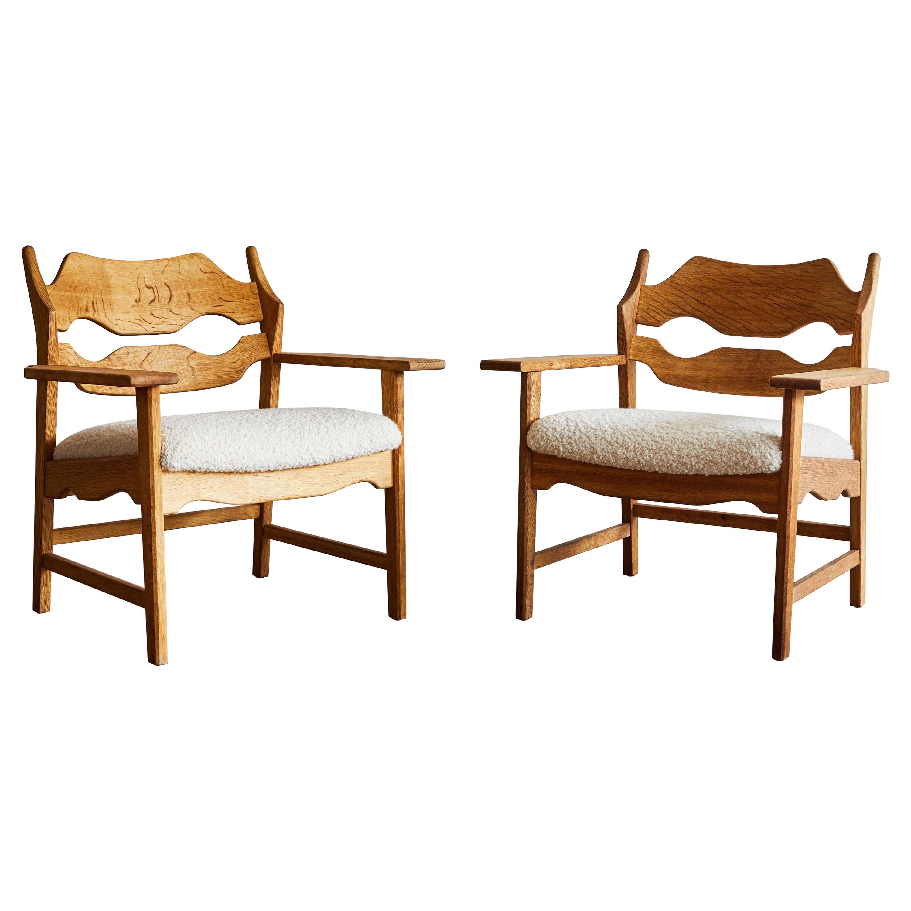 Pair of "Razorblade" Lounge Chairs by Henning Kjærnulf