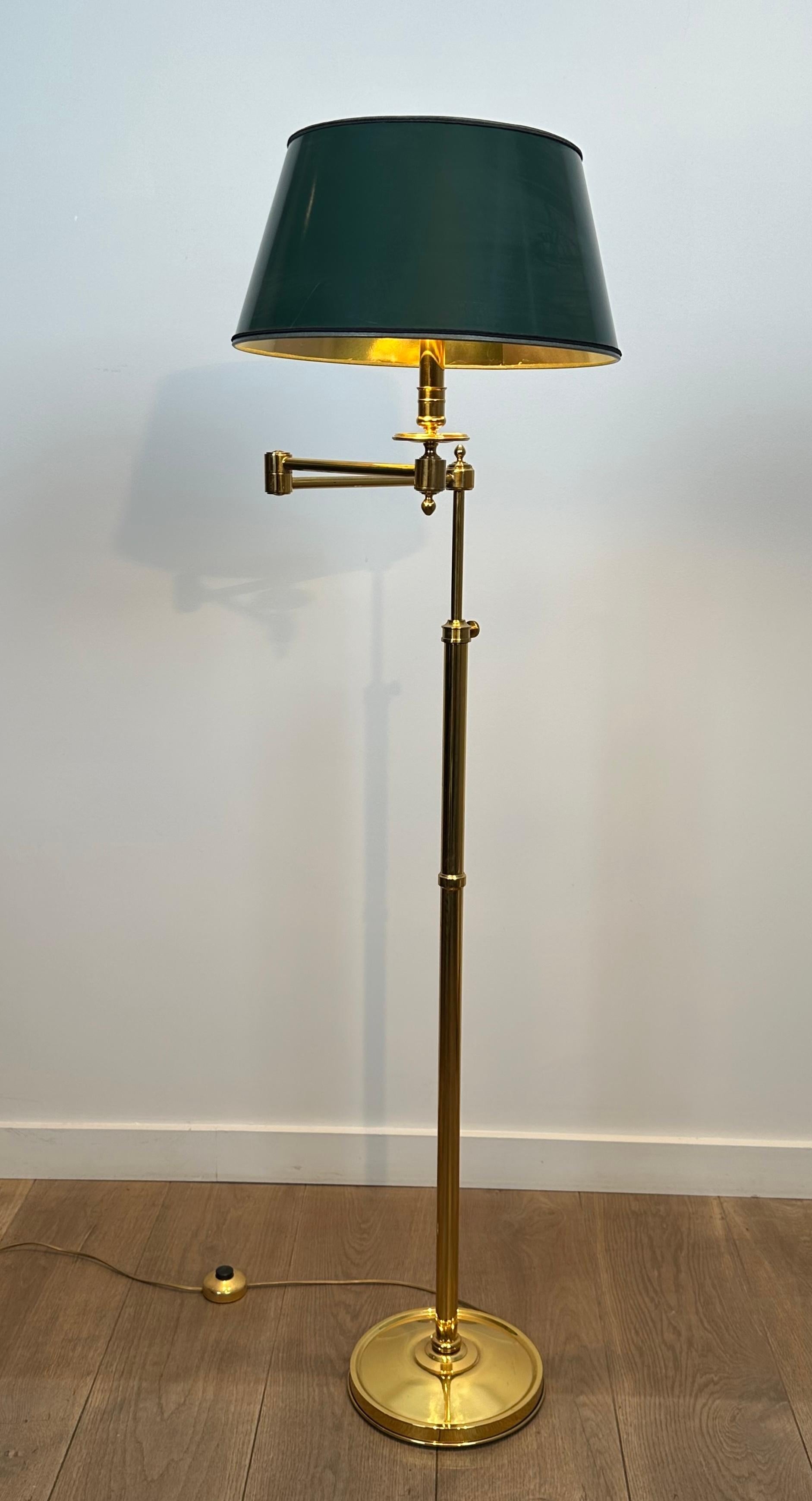 Paire de lampes de lecture à bras amovibles en laiton et peintes en vert synthétique Bon état - En vente à Marcq-en-Barœul, Hauts-de-France
