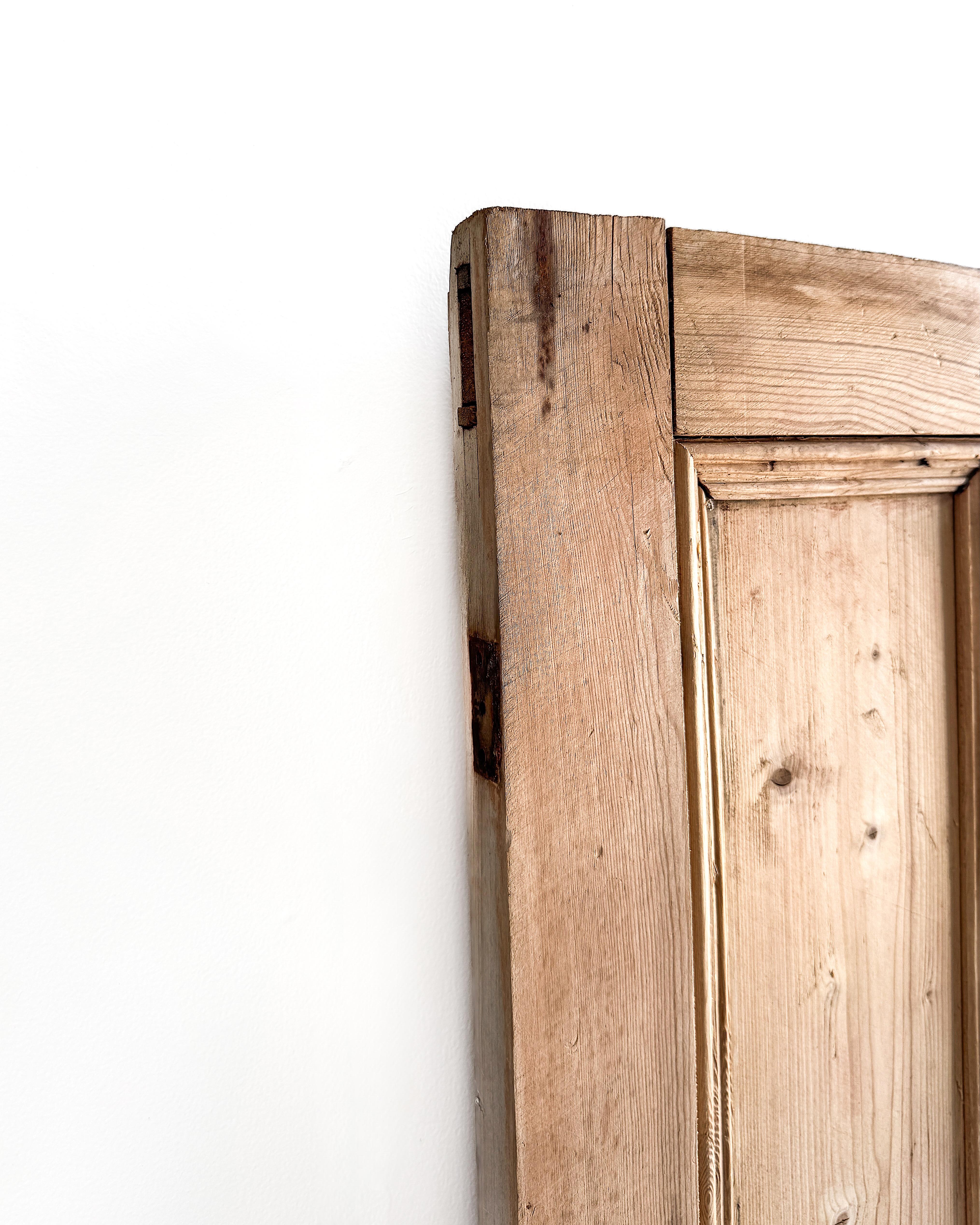 Pair of Reclaimed 19th Century English Pine Cupboard Doors In Good Condition For Sale In Mckinney, TX