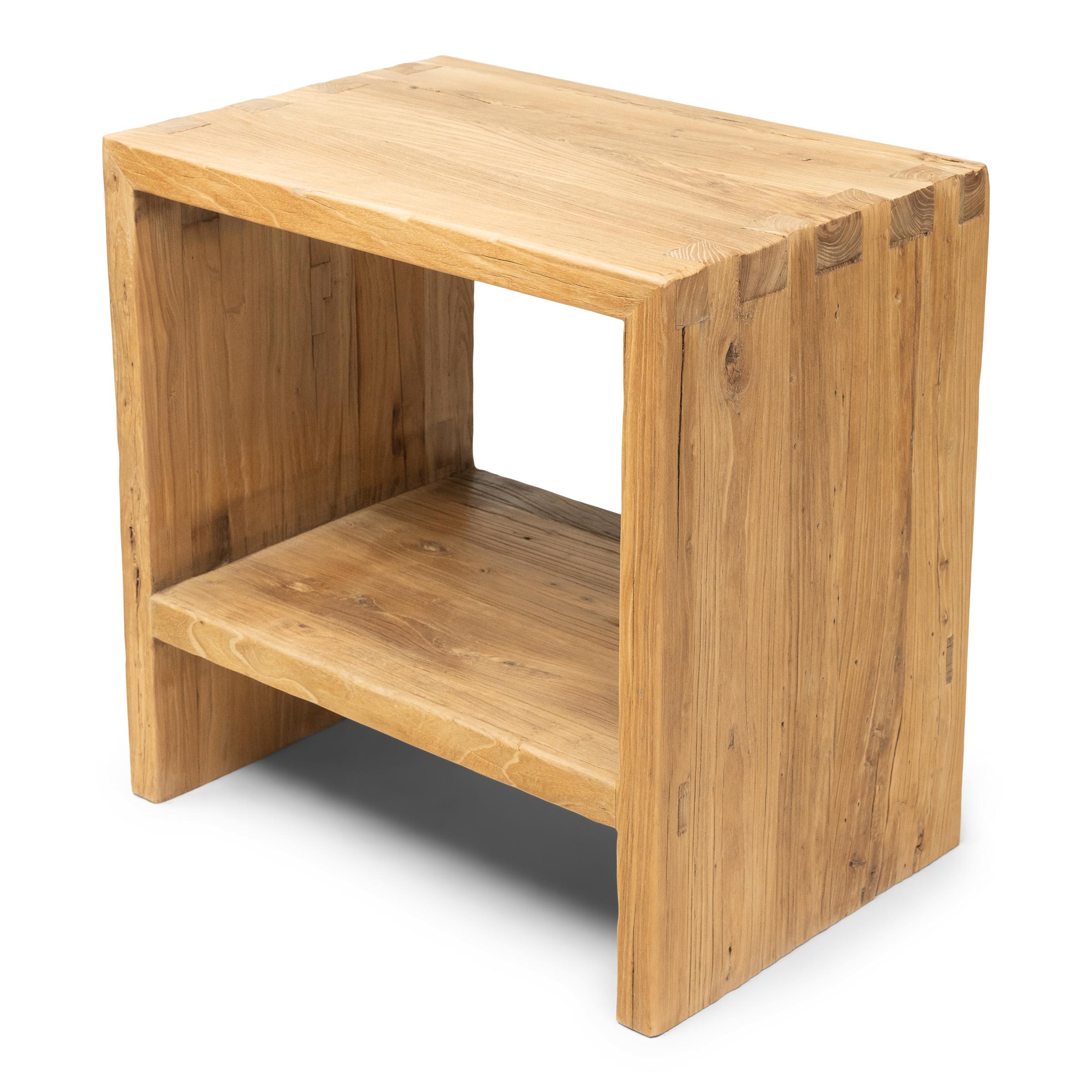 Pair of Reclaimed Elm Side Tables Chino en venta