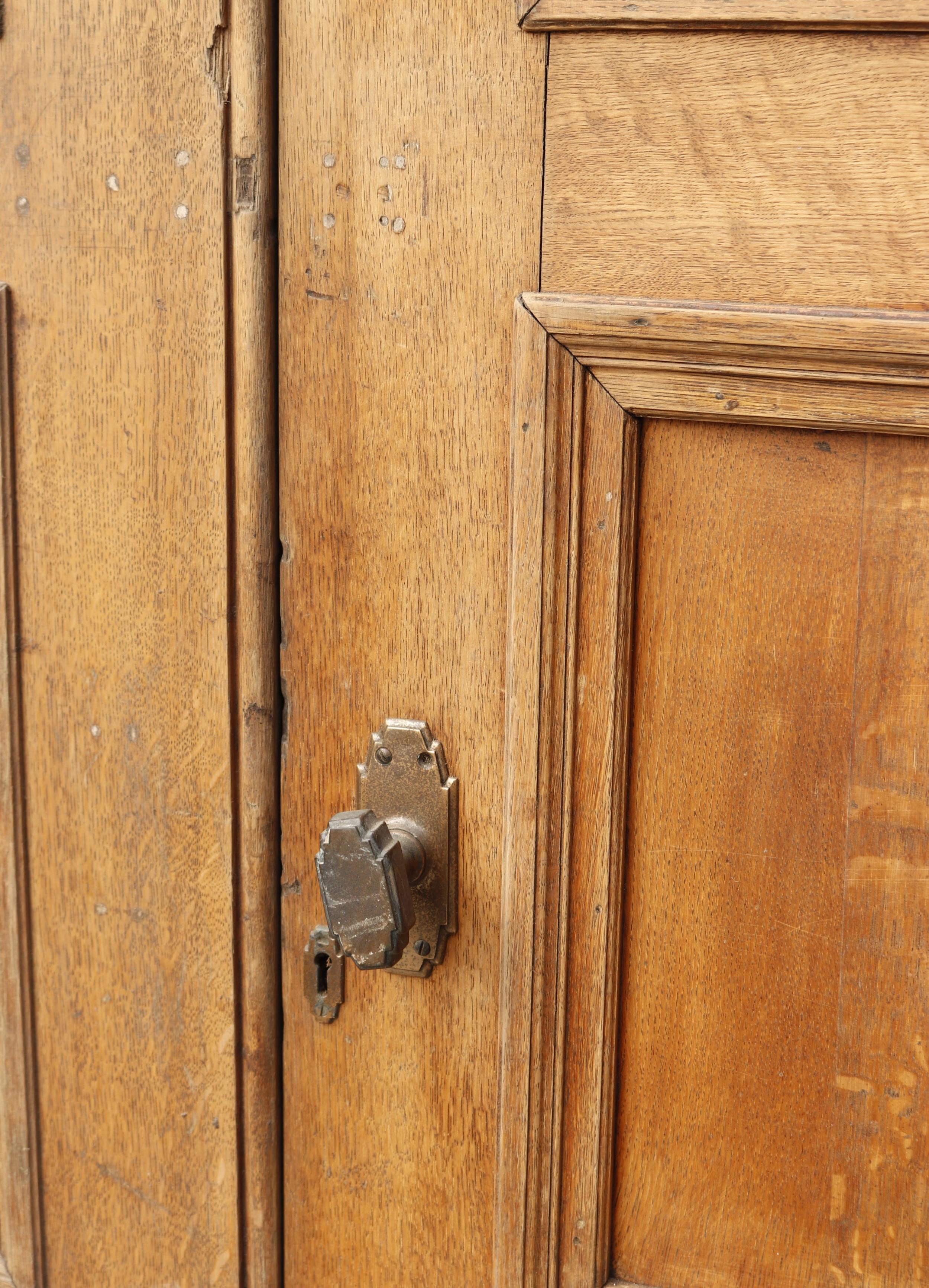 Pair of Reclaimed Oak Double Doors In Fair Condition For Sale In Wormelow, Herefordshire