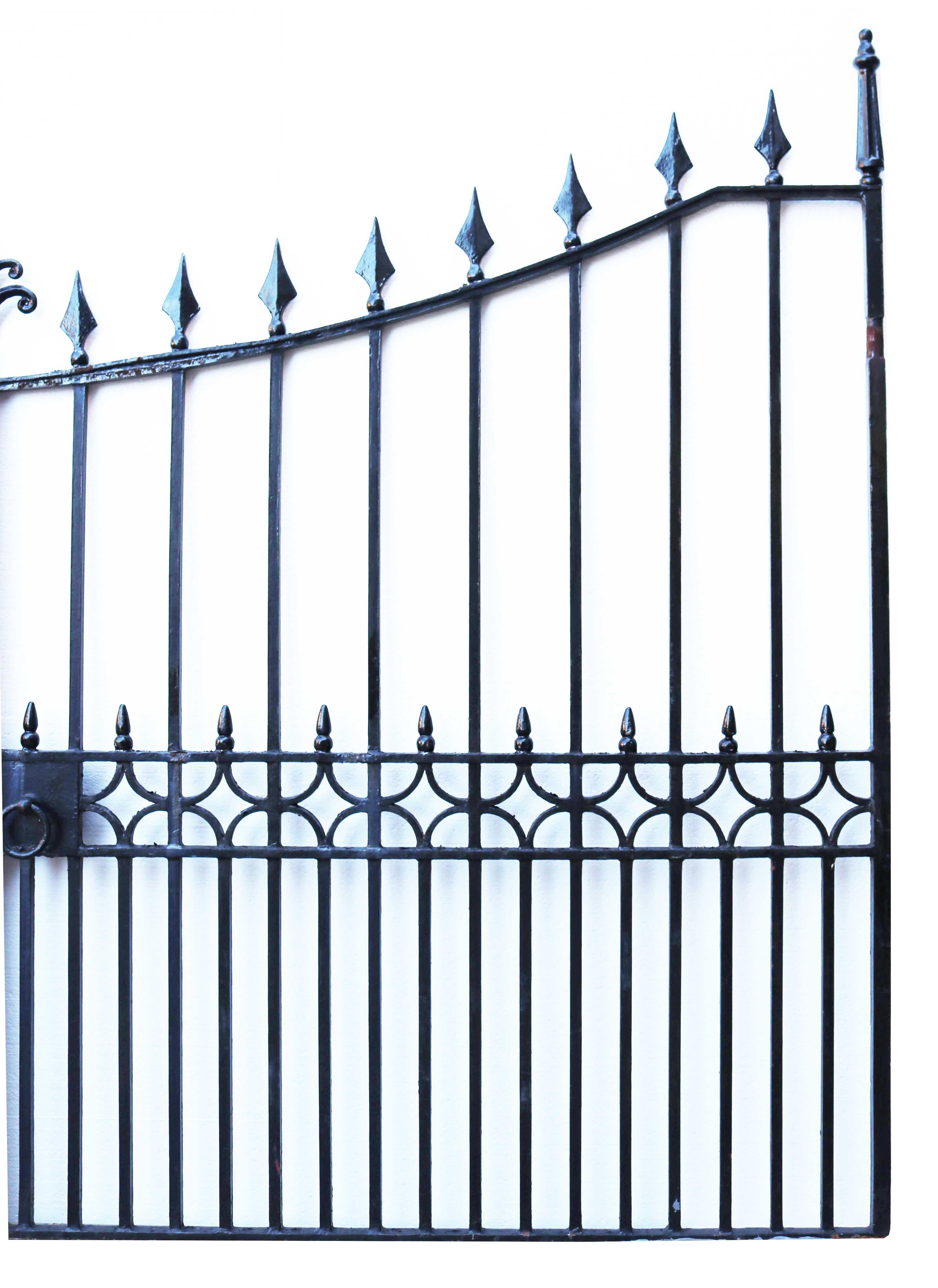 rod iron driveway gates