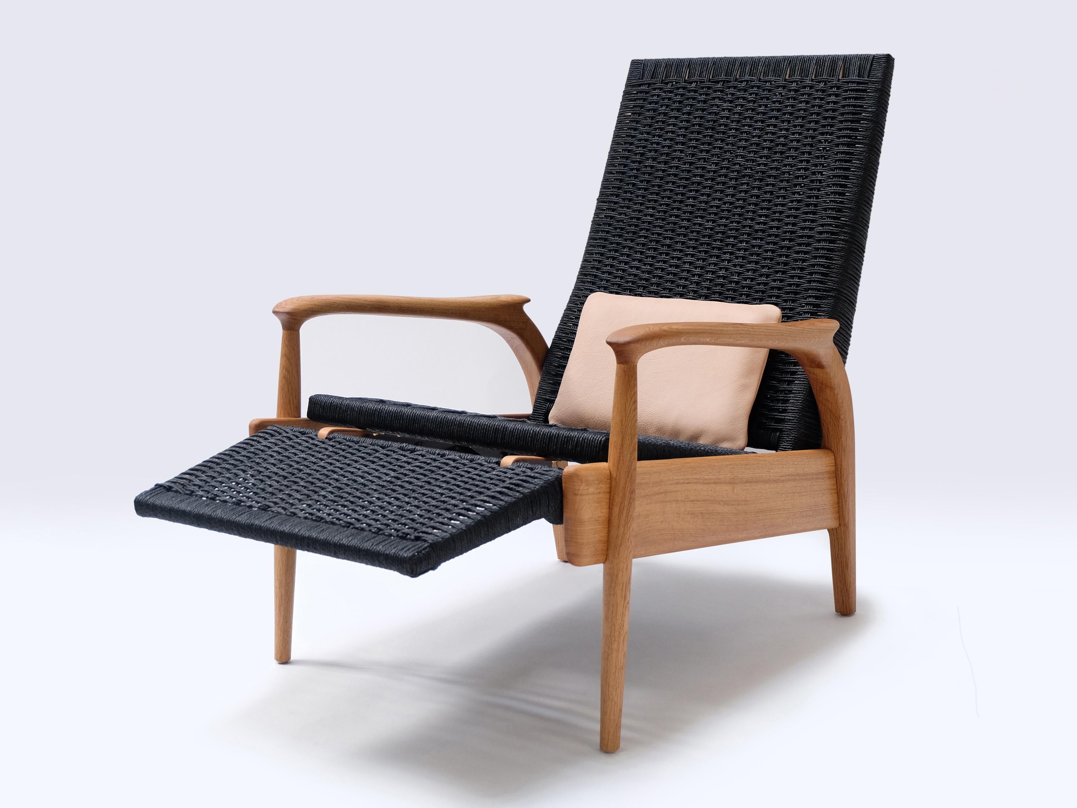 Paire de fauteuils inclinables, Oak Oak massif, corde danoise noire, coussins en cuir en vente 6