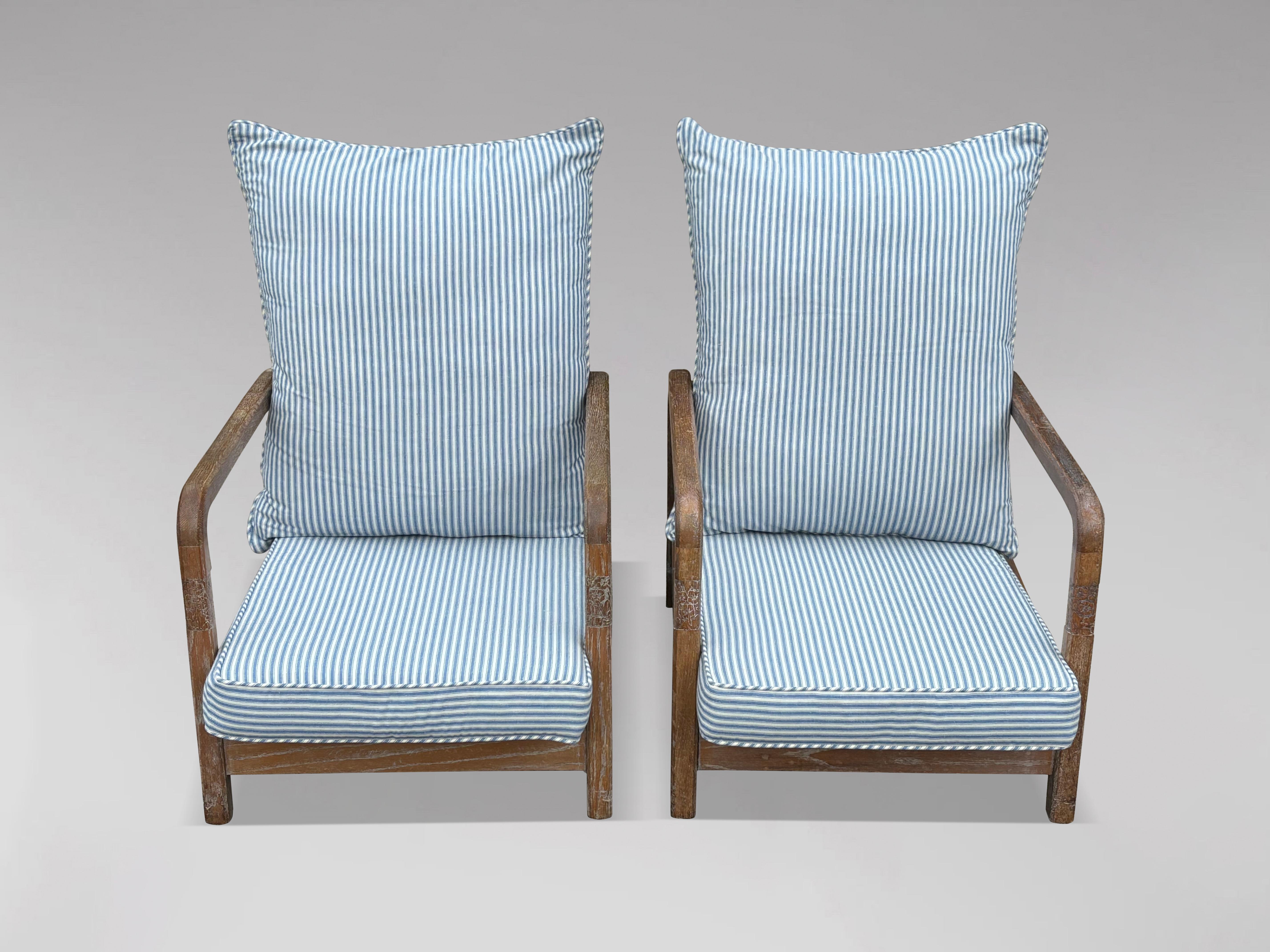 Paire de fauteuils de jardin inclinables à la manière de Liberty & Co. en vente 4