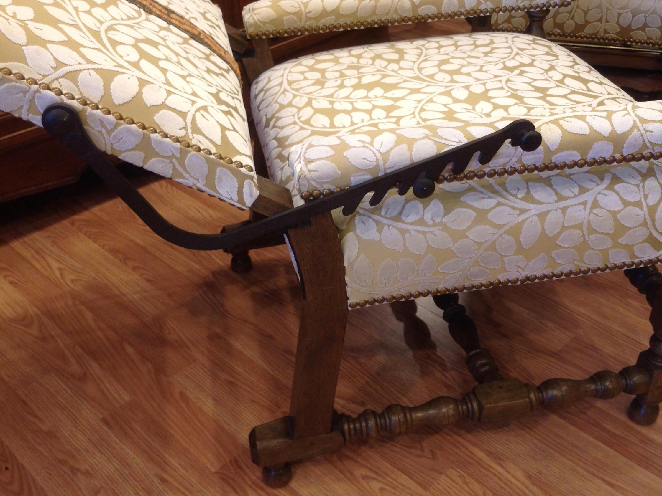 Pair of Reclining Plantation Chairs 3