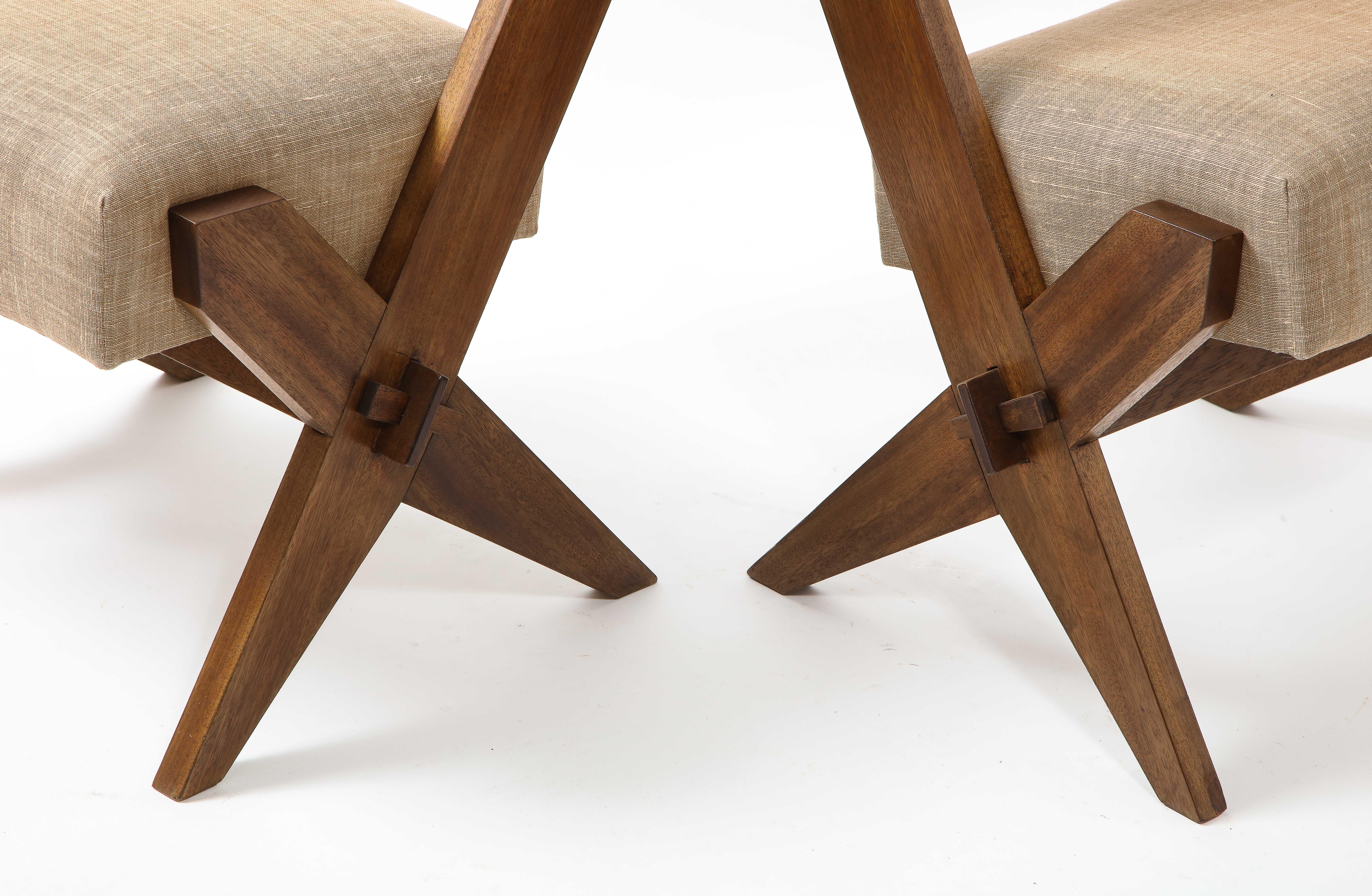 Mid-Century Modern Pair of Reconstruction Small Solid Wood Scissor Leg Chairs, France 1950's For Sale