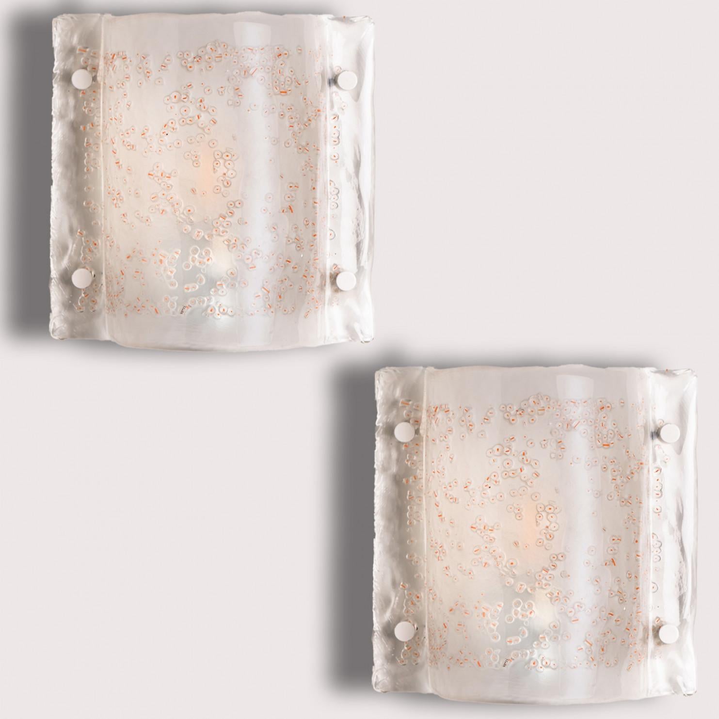 Mid-Century Modern Paire d'appliques rectangulaires blanches dans le style de Mazzega, 1970 en vente