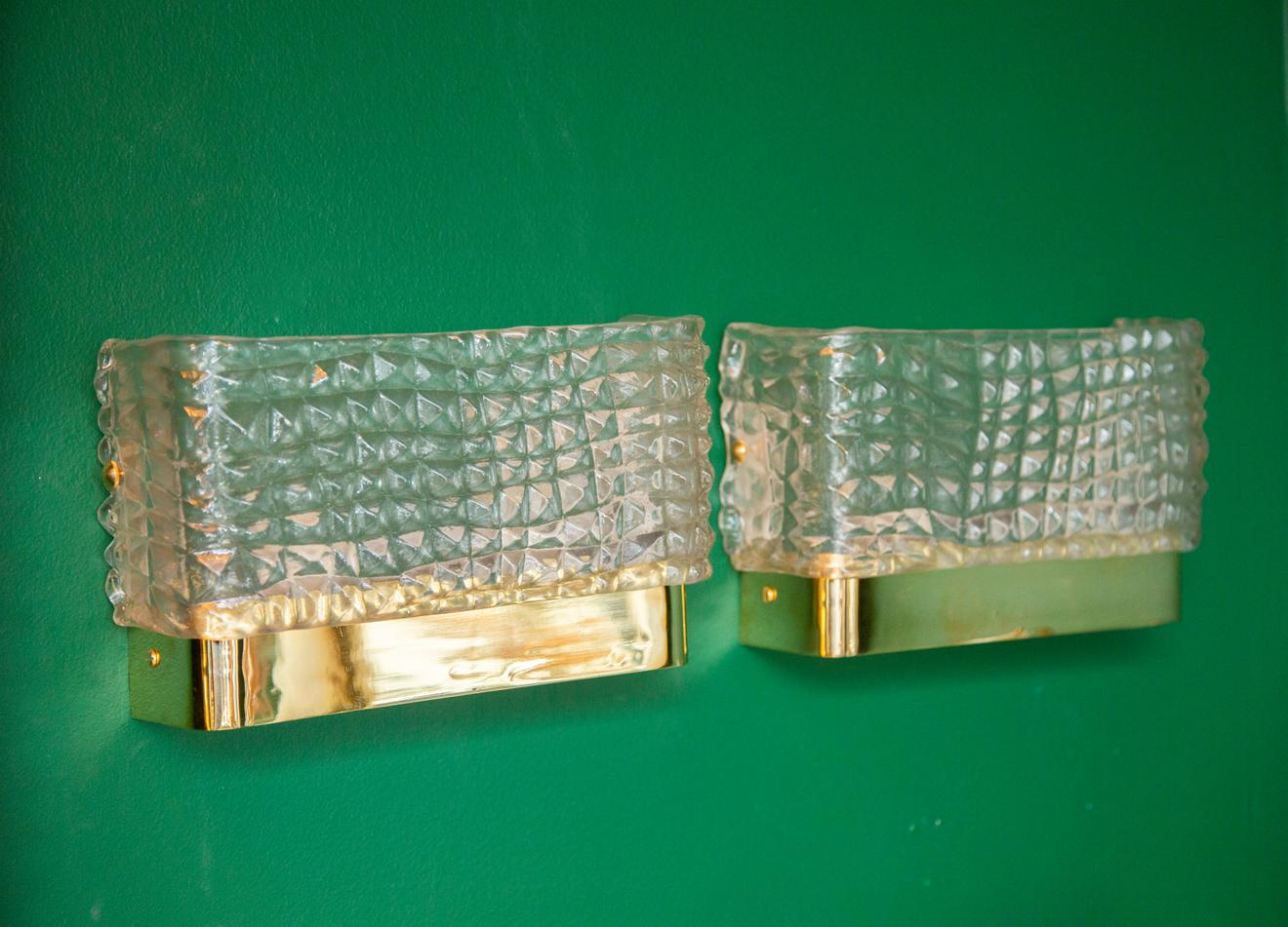 Coppia di applique rettangolari in vetro trasparente di Murano e ottone, in stock in vendita 4