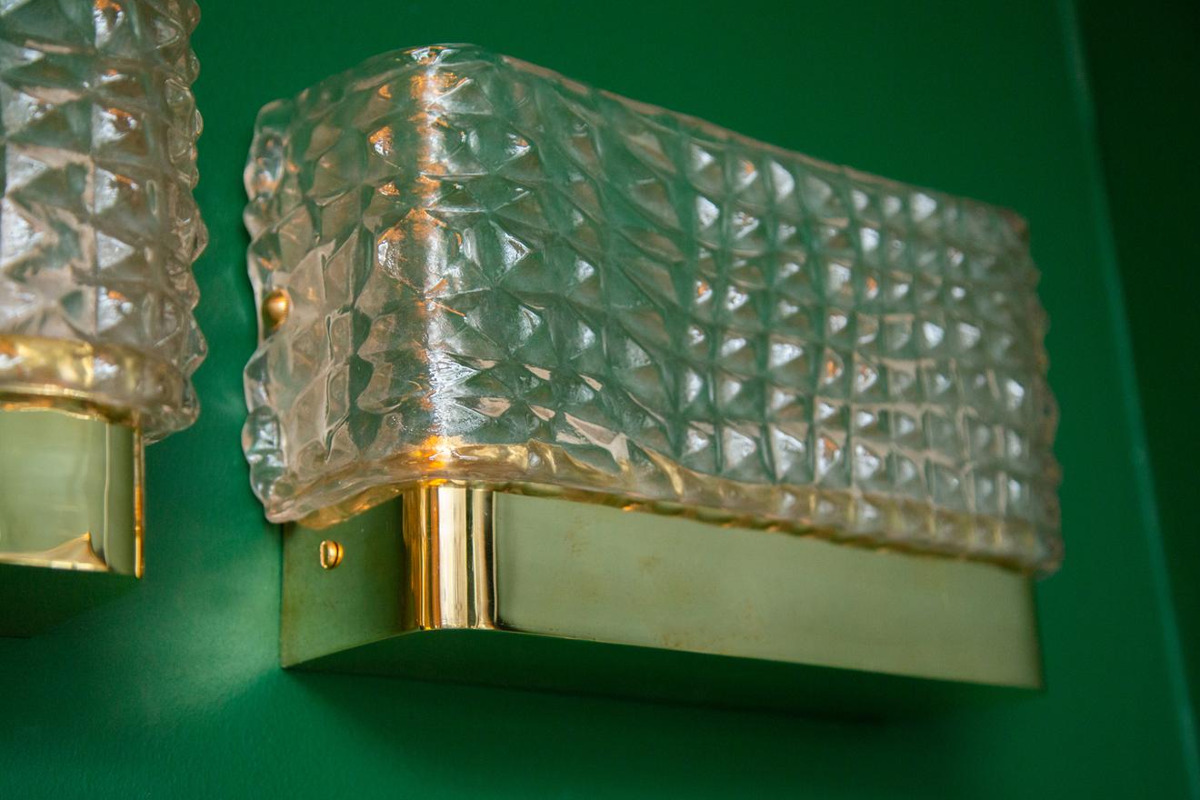 Coppia di applique rettangolari in vetro trasparente di Murano e ottone, in stock in vendita 5