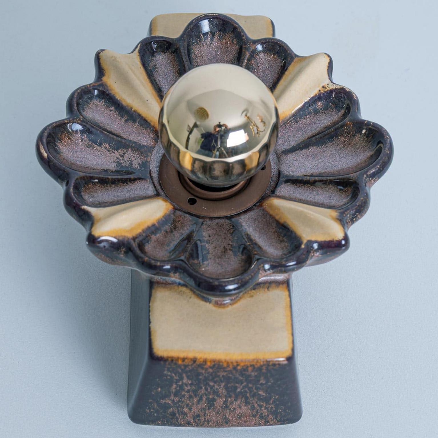 Coppia di applique rettangolari a forma di fiore in ceramica di Pan, Danimarca 1970 in vendita 4
