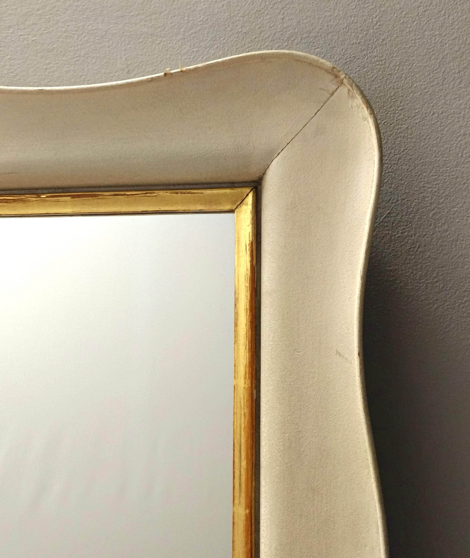 Pareja de espejos rectangulares de pared de madera lacada en marfil de Paolo Buffa, Italia en venta 1