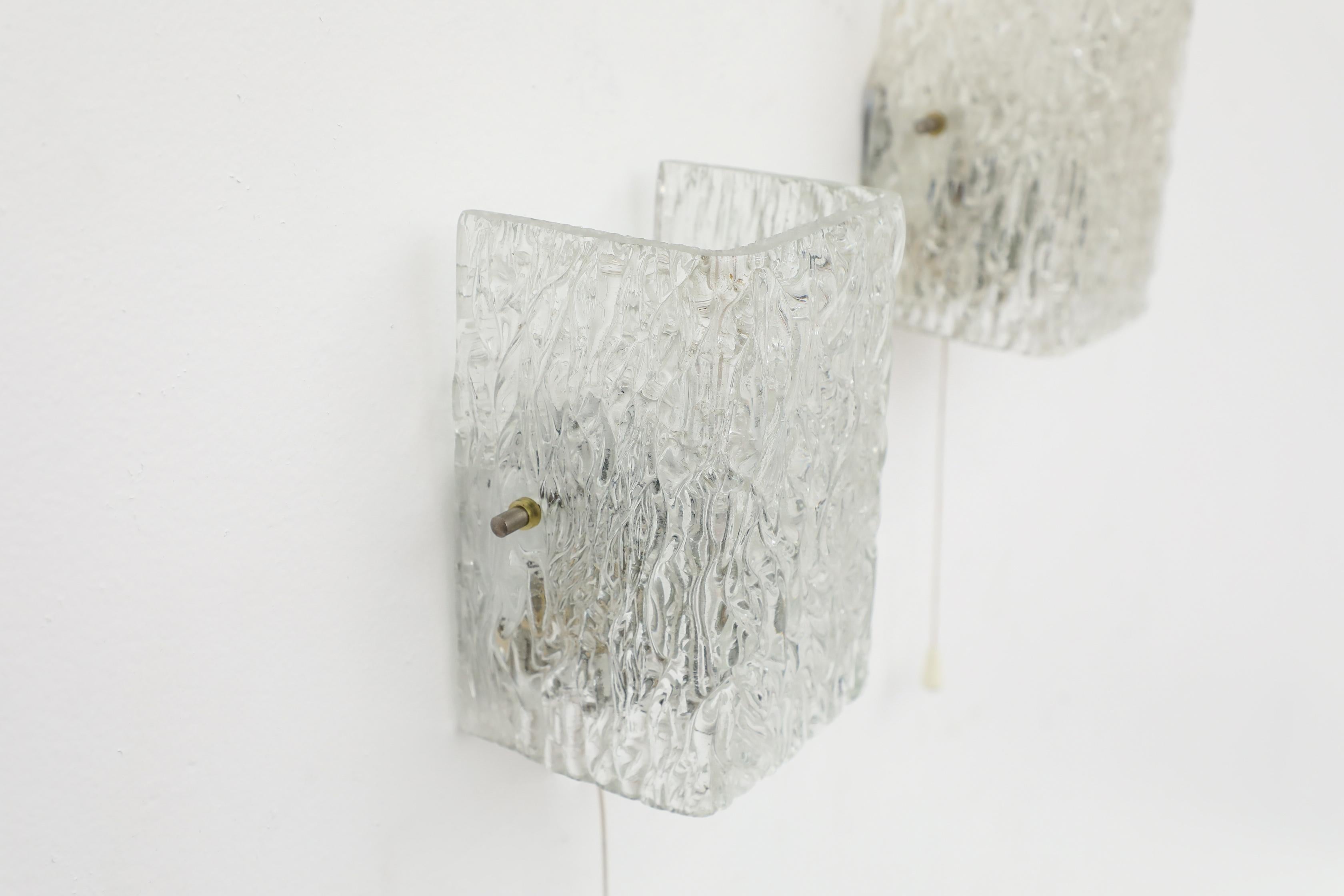 Pair of Rectangular Moulded Glass Wall Sconces In Good Condition For Sale In Los Angeles, CA
