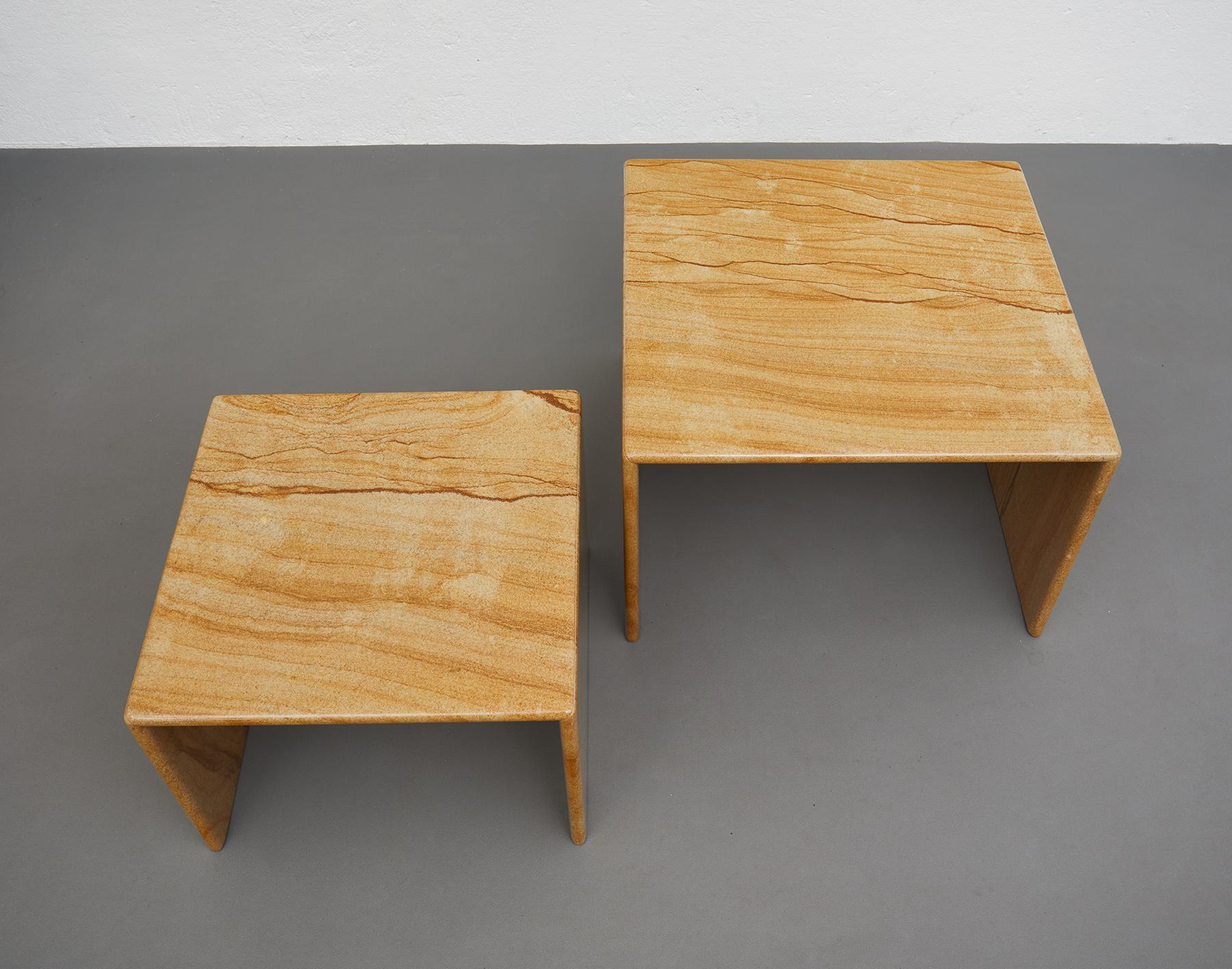 Mid-Century Modern Pair of Daino Imperiale Marble Side Tables, Italy, 1980