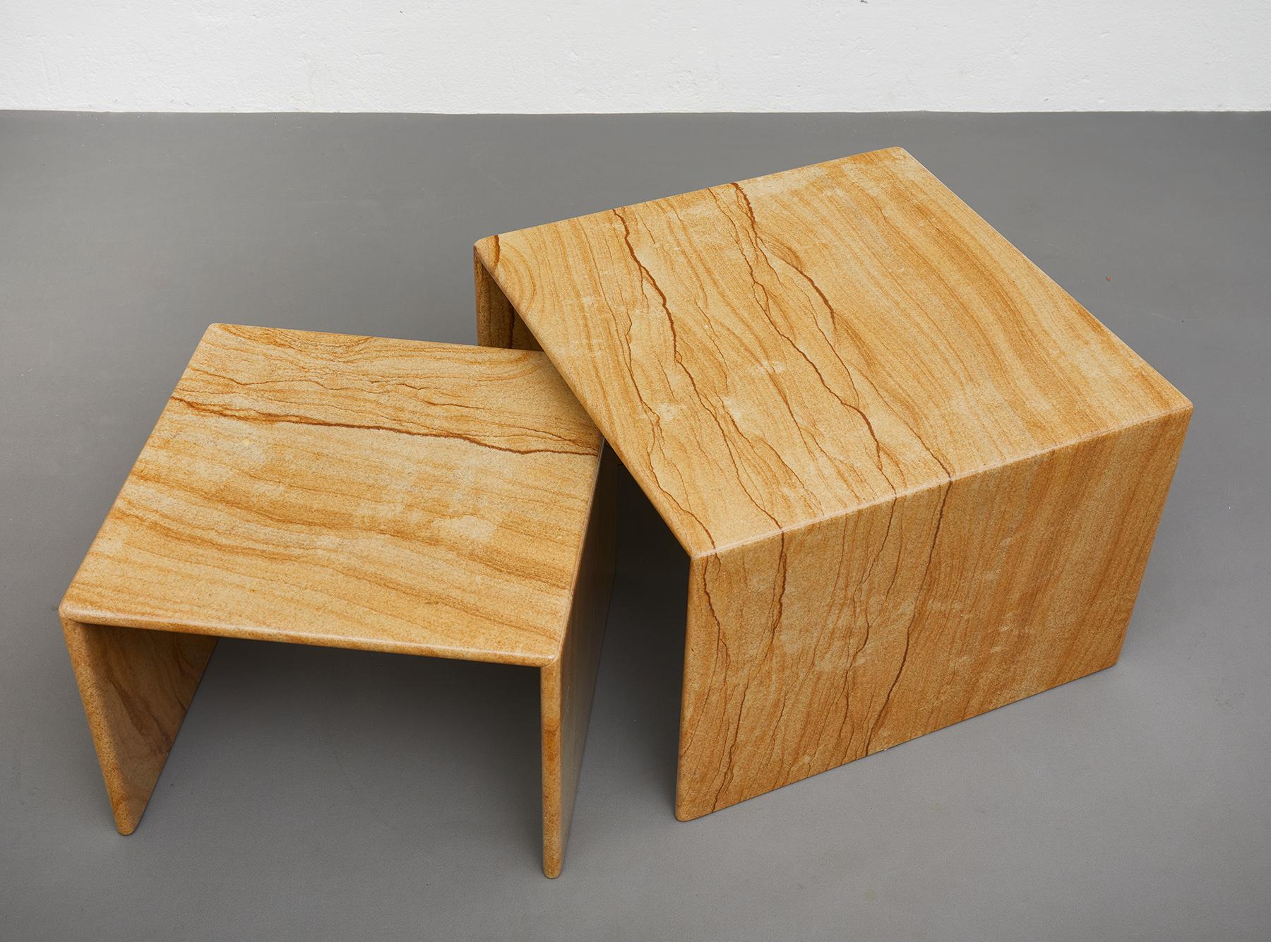 Pair of Daino Imperiale Marble Side Tables, Italy, 1980 3