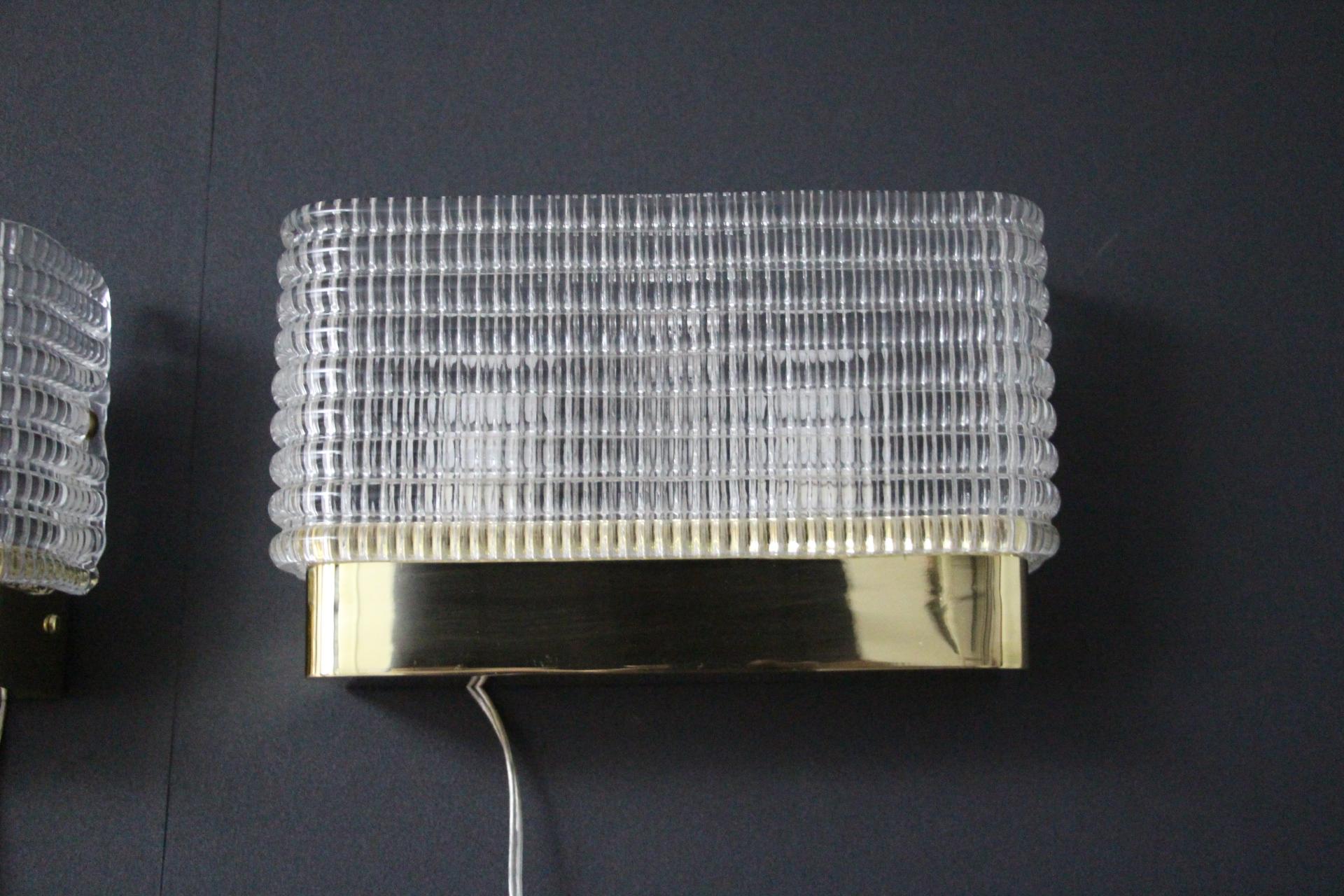 Hand-Crafted Pair of Rectangular Wall Lights Sconces in Textured Murano Glass For Sale