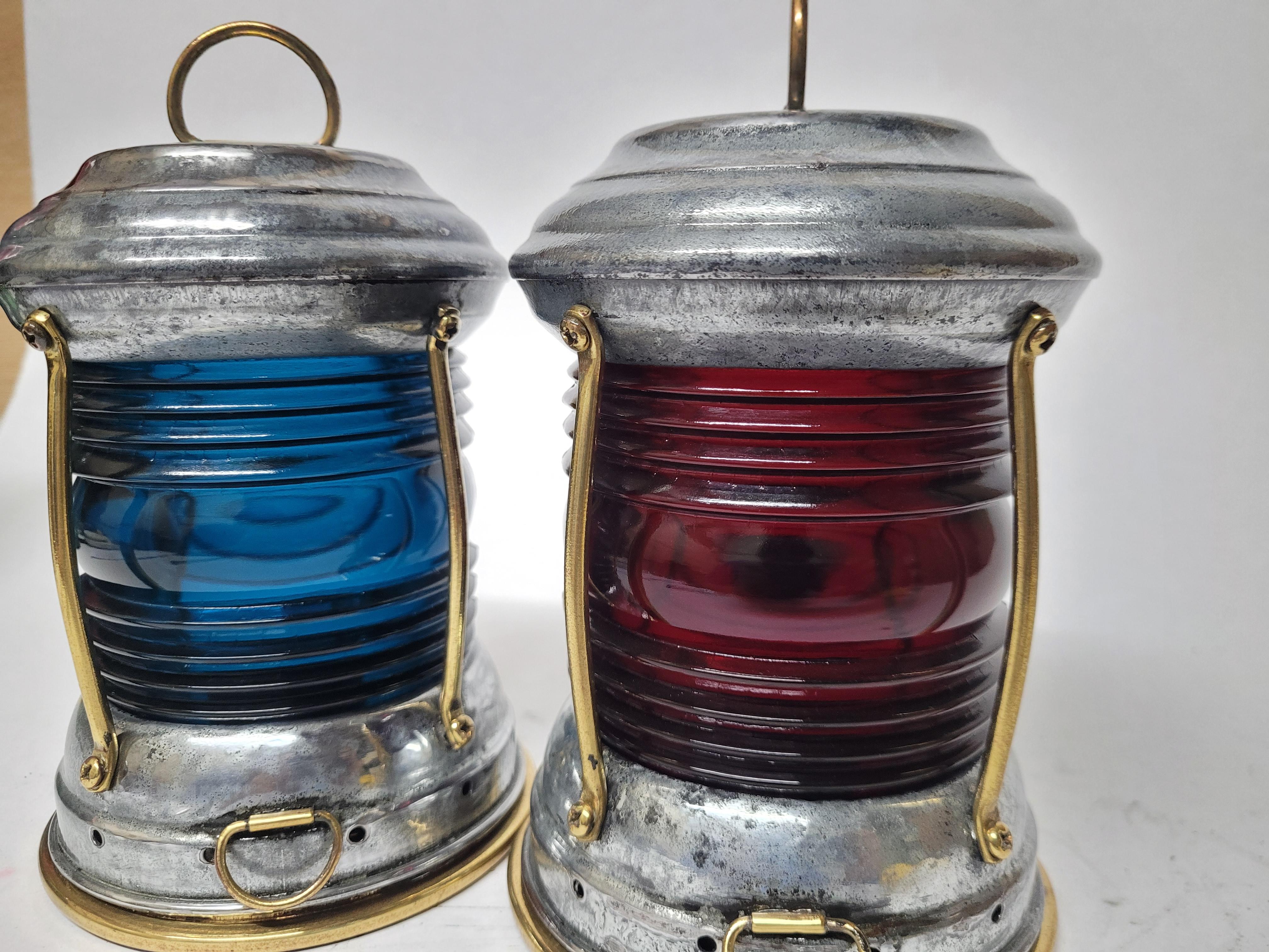 Pair of Red and Blue Lens Boat Lanterns For Sale 2