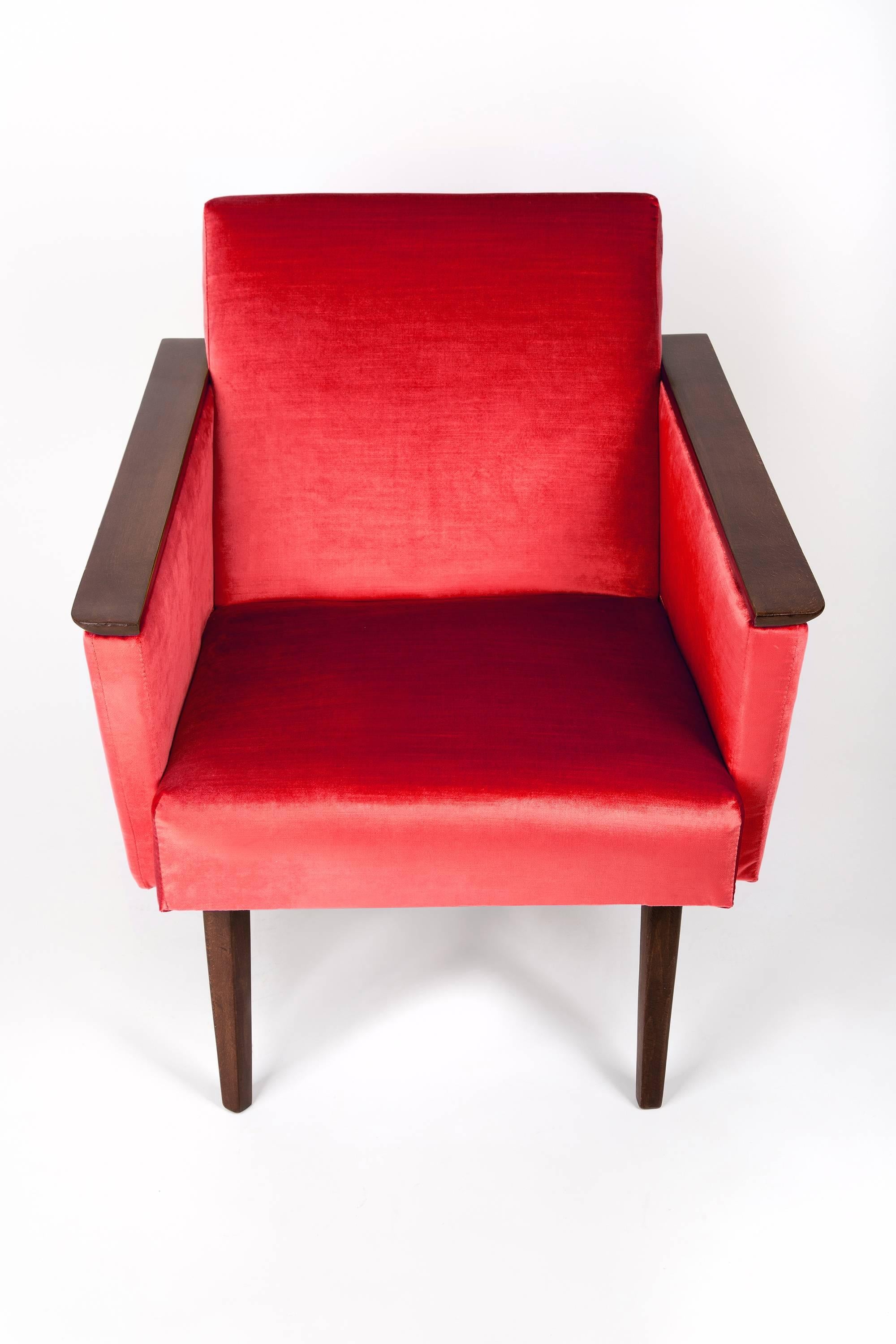 Paire de fauteuils rouges, années 1960, DDR, Allemagne Excellent état - En vente à 05-080 Hornowek, PL