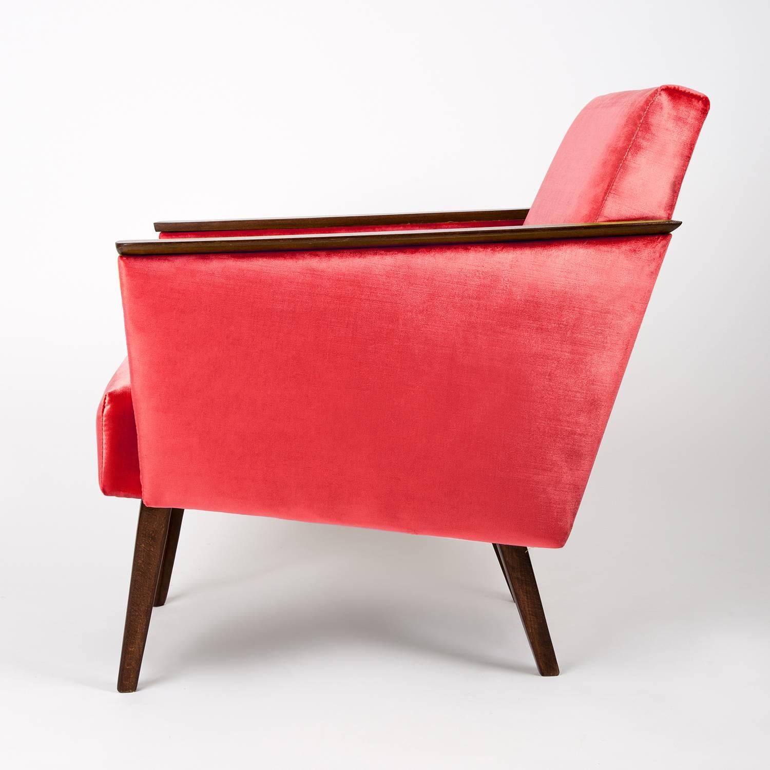 Velours Paire de fauteuils rouges, années 1960, DDR, Allemagne en vente