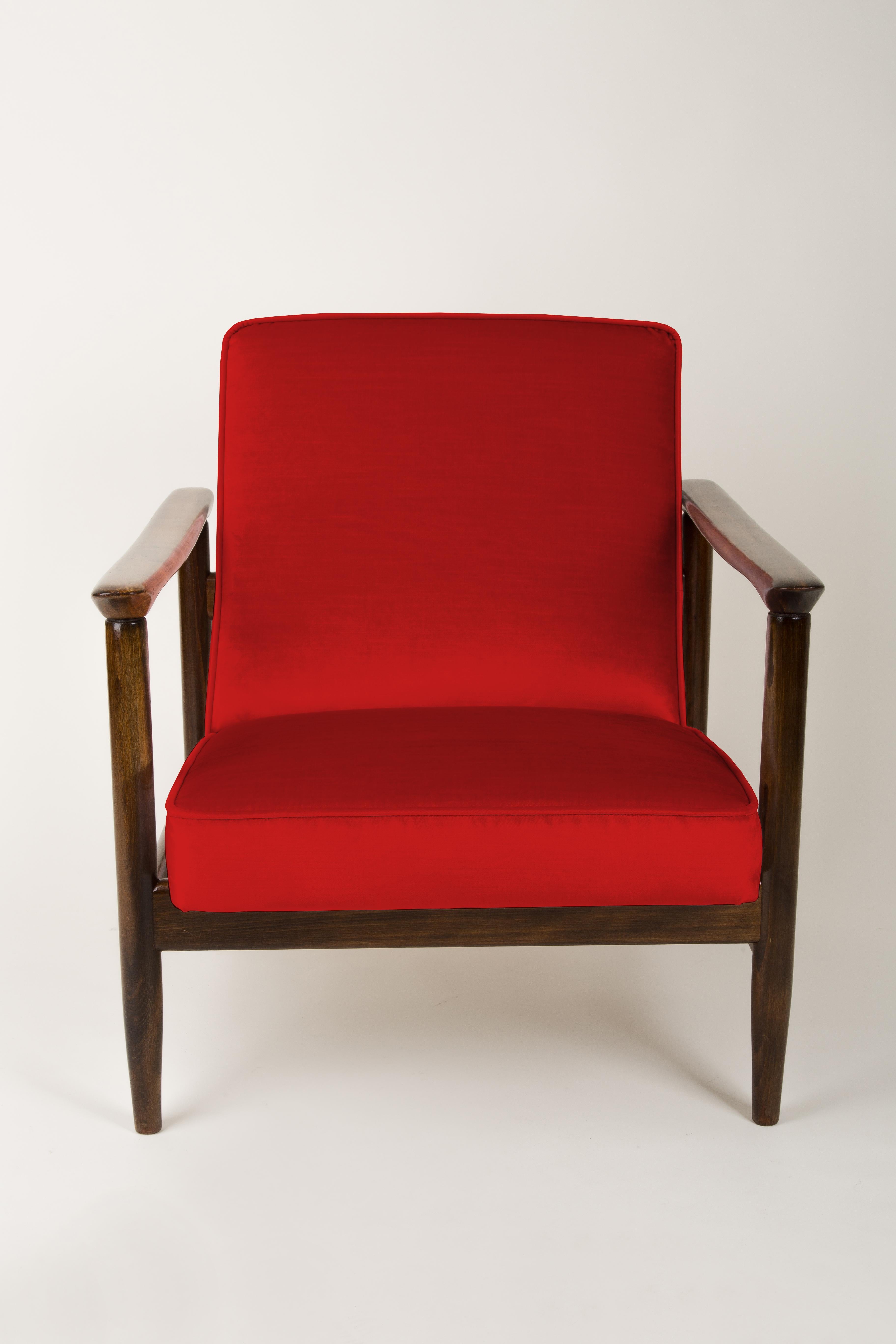 Paar rote Sessel, Edmund Homa, GFM-142, 1960er Jahre, Polen im Zustand „Hervorragend“ im Angebot in 05-080 Hornowek, PL