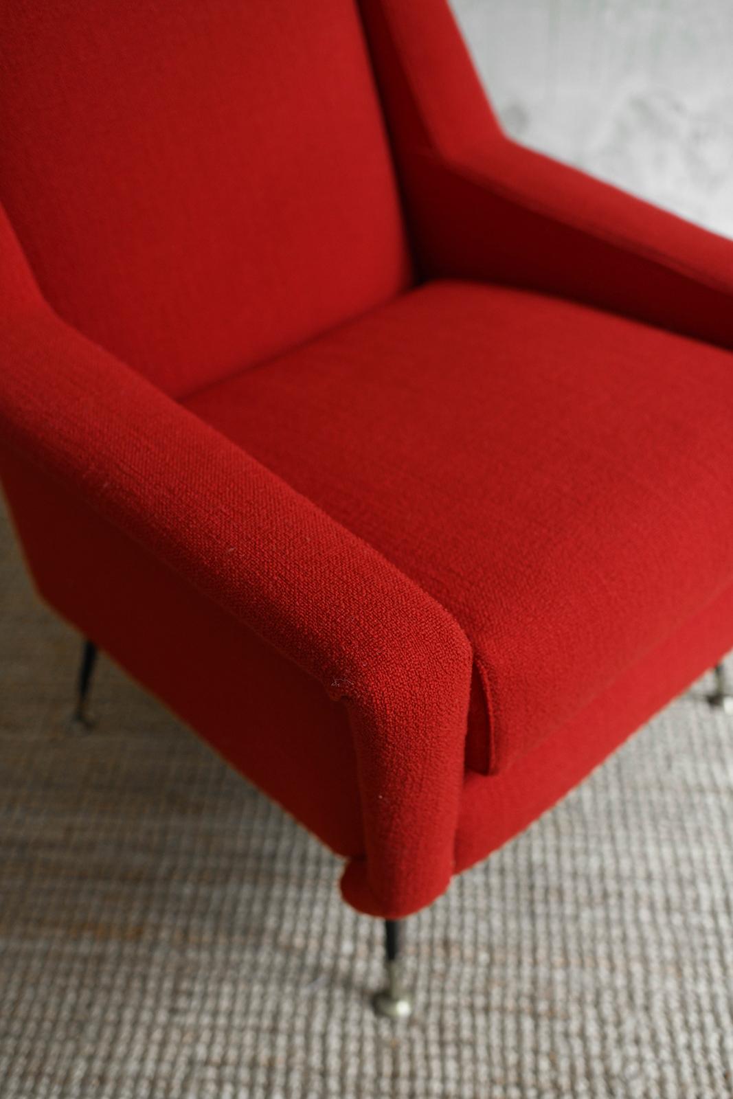 Pareja de sillones rojos al estilo de Gio Ponti, años 50 en venta 1