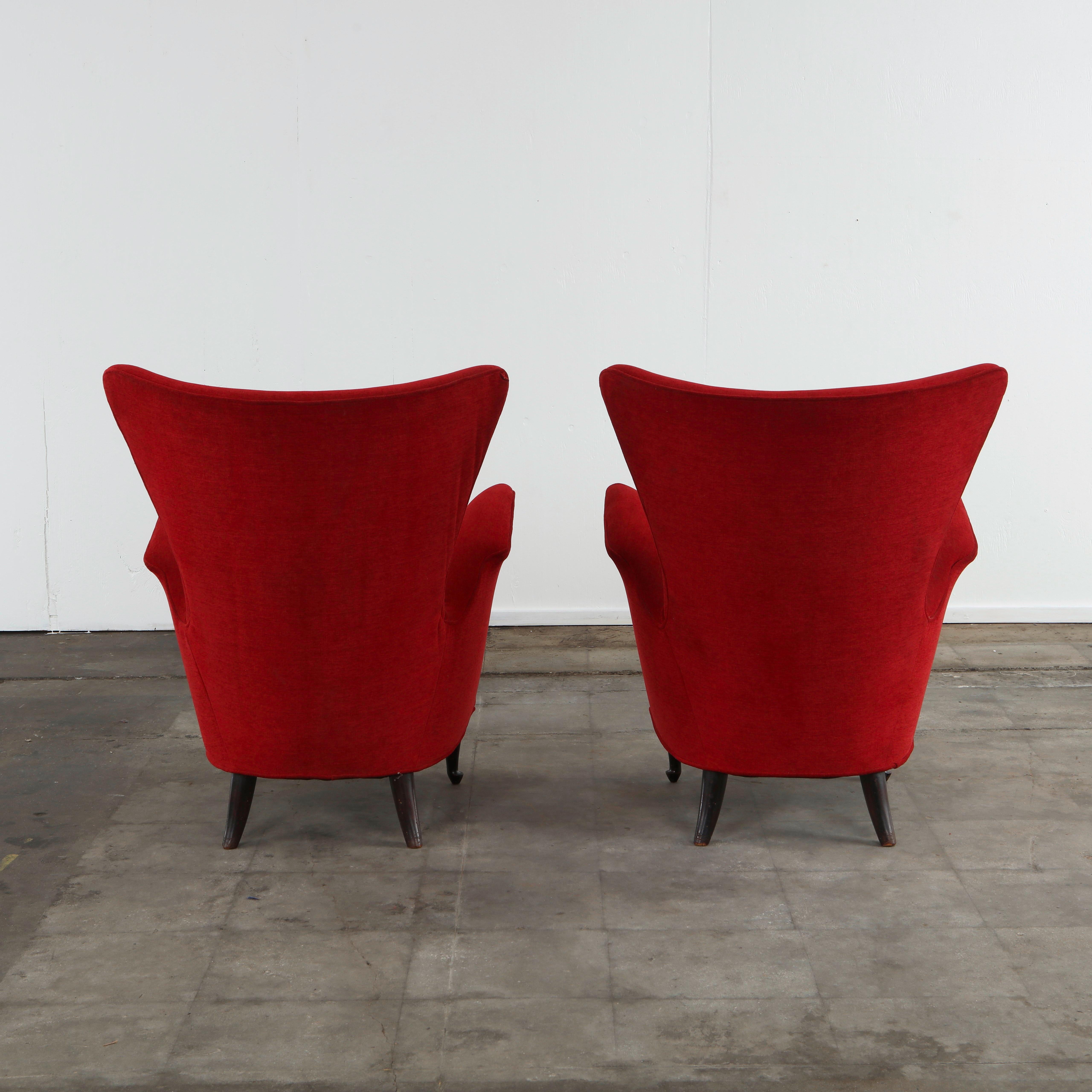 Pair of Red Armchairs in the Style of Paolo Buffa, 1960s In Good Condition For Sale In Los Angeles, CA