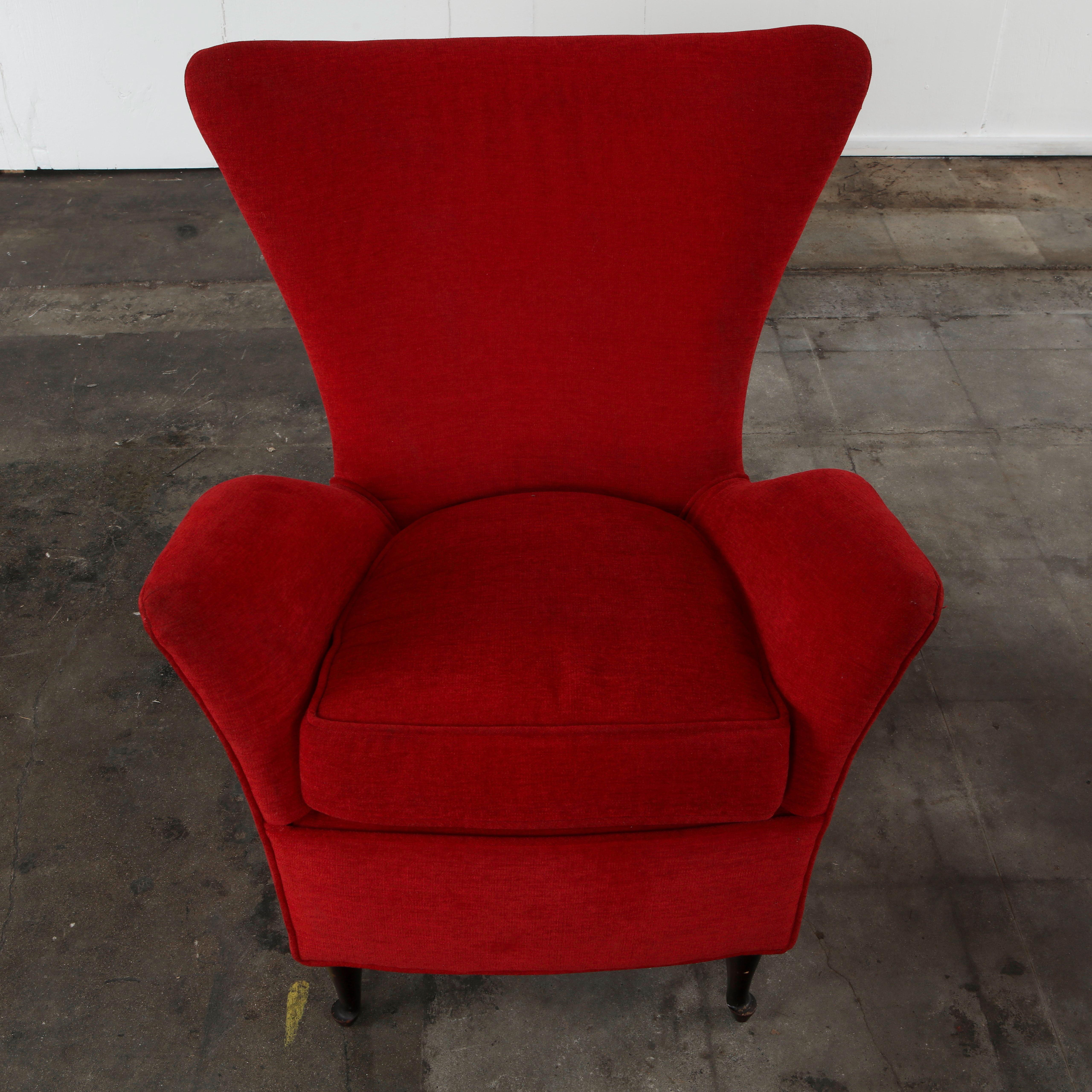 Pair of Red Armchairs in the Style of Paolo Buffa, 1960s For Sale 1