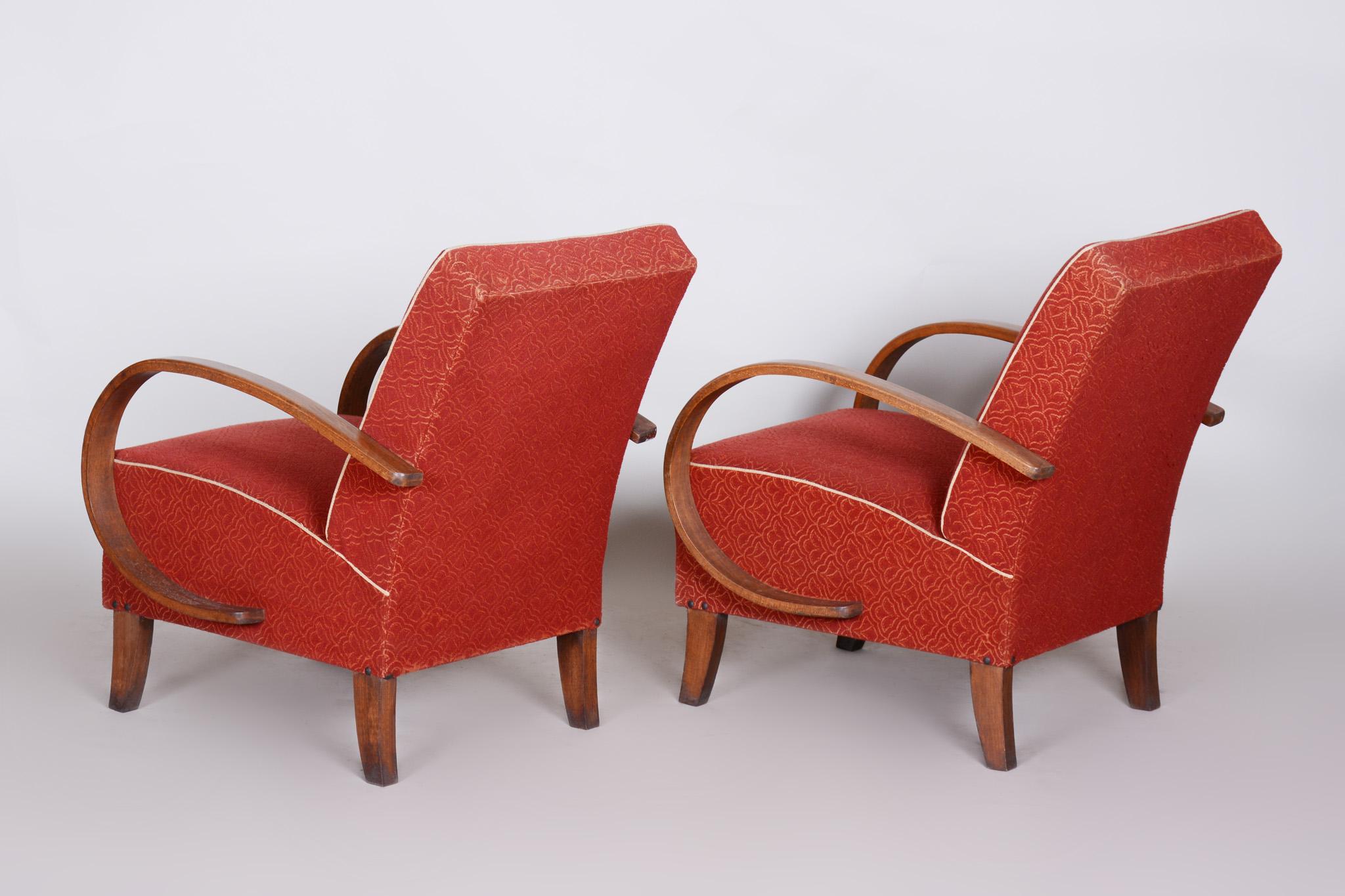 Paire de fauteuils Art déco rouges en hêtre d'origine fabriqués dans les années 1930, état d'origine en vente 2