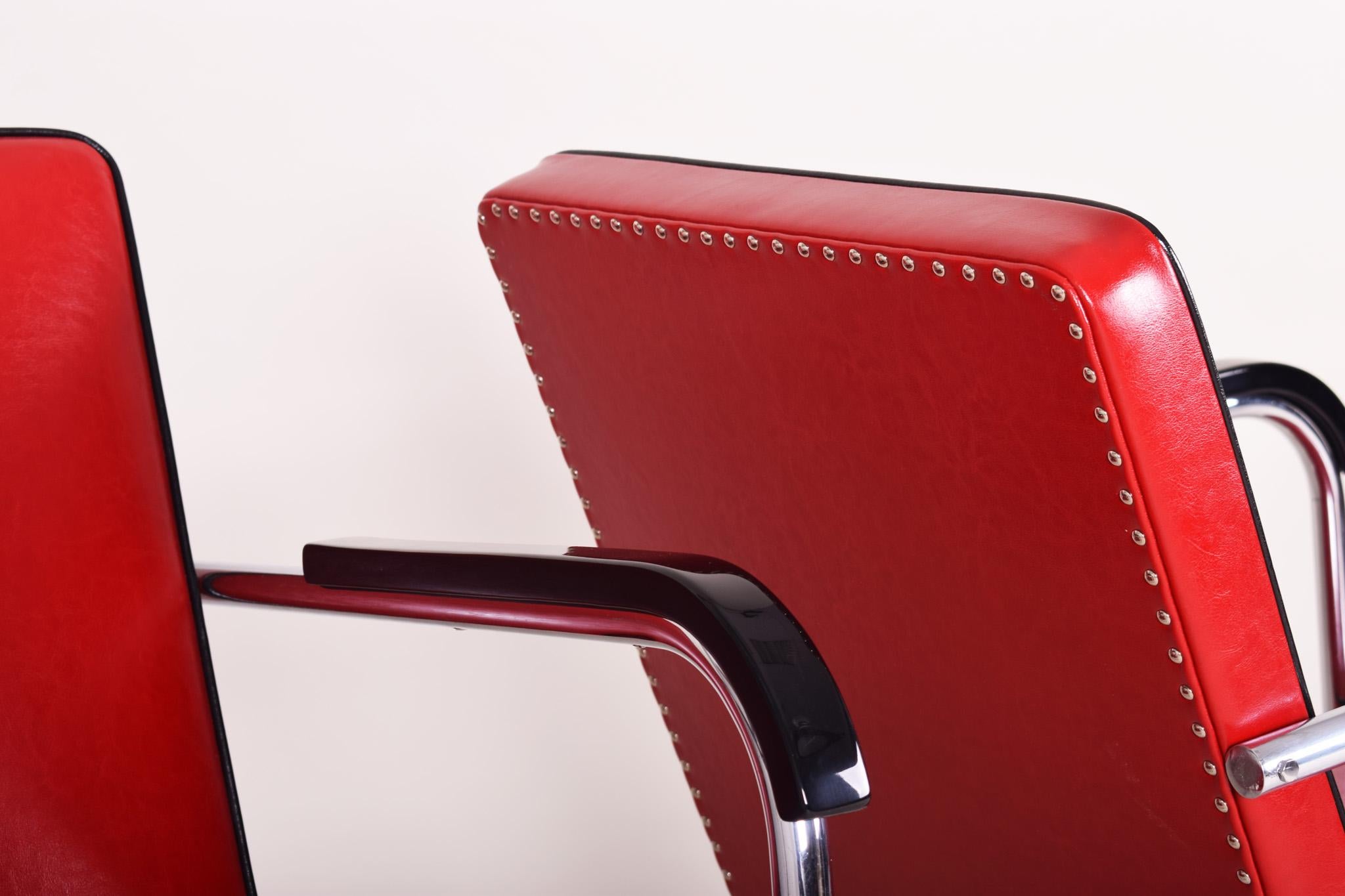 Paire de fauteuils Bauhaus rouges fabriqués en Allemagne dans les années 30, conçus par Anton Lorenz Bon état - En vente à Horomerice, CZ