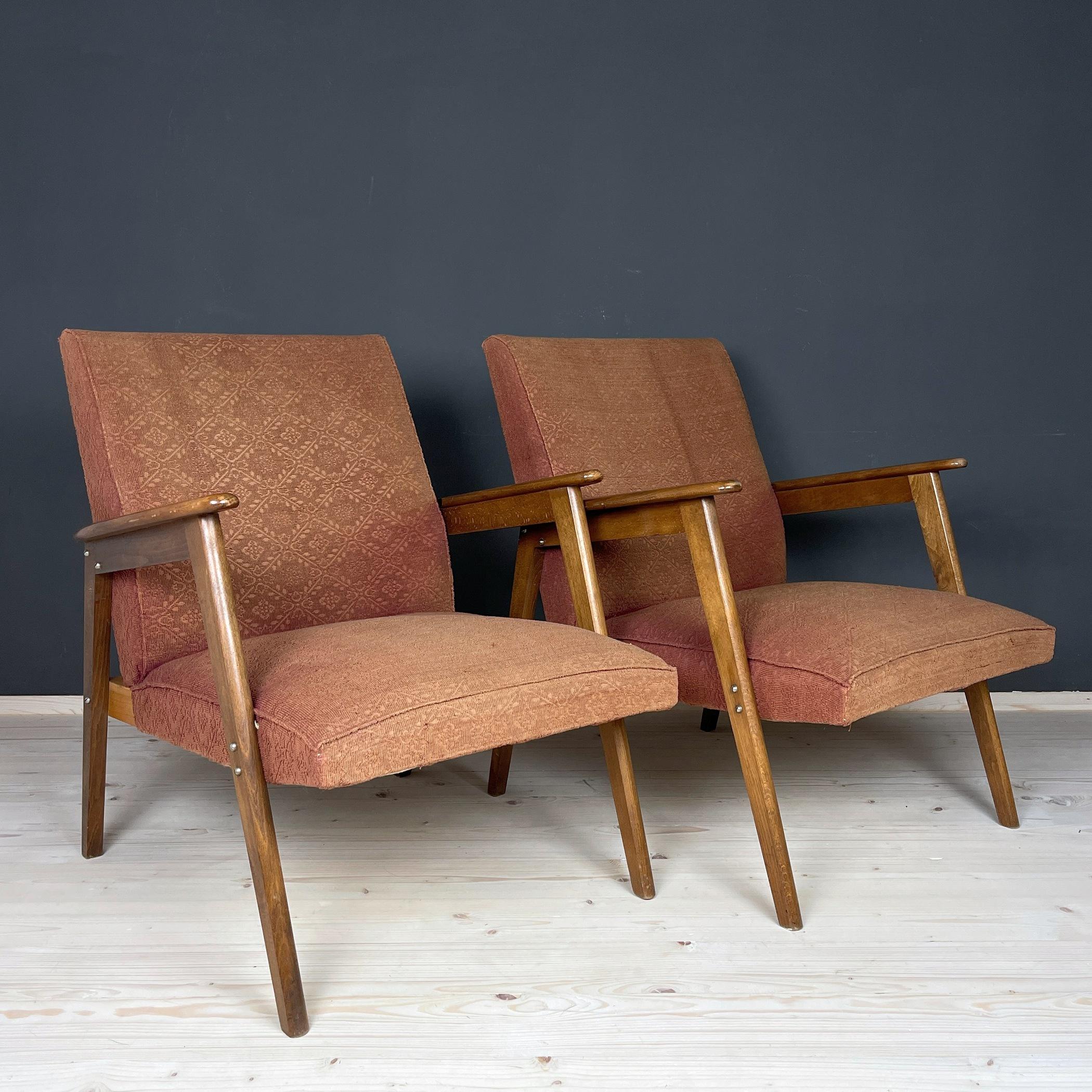 Slovenian Pair of Red-Brown Mid-Century Armchairs Yugoslavia 1960s For Sale