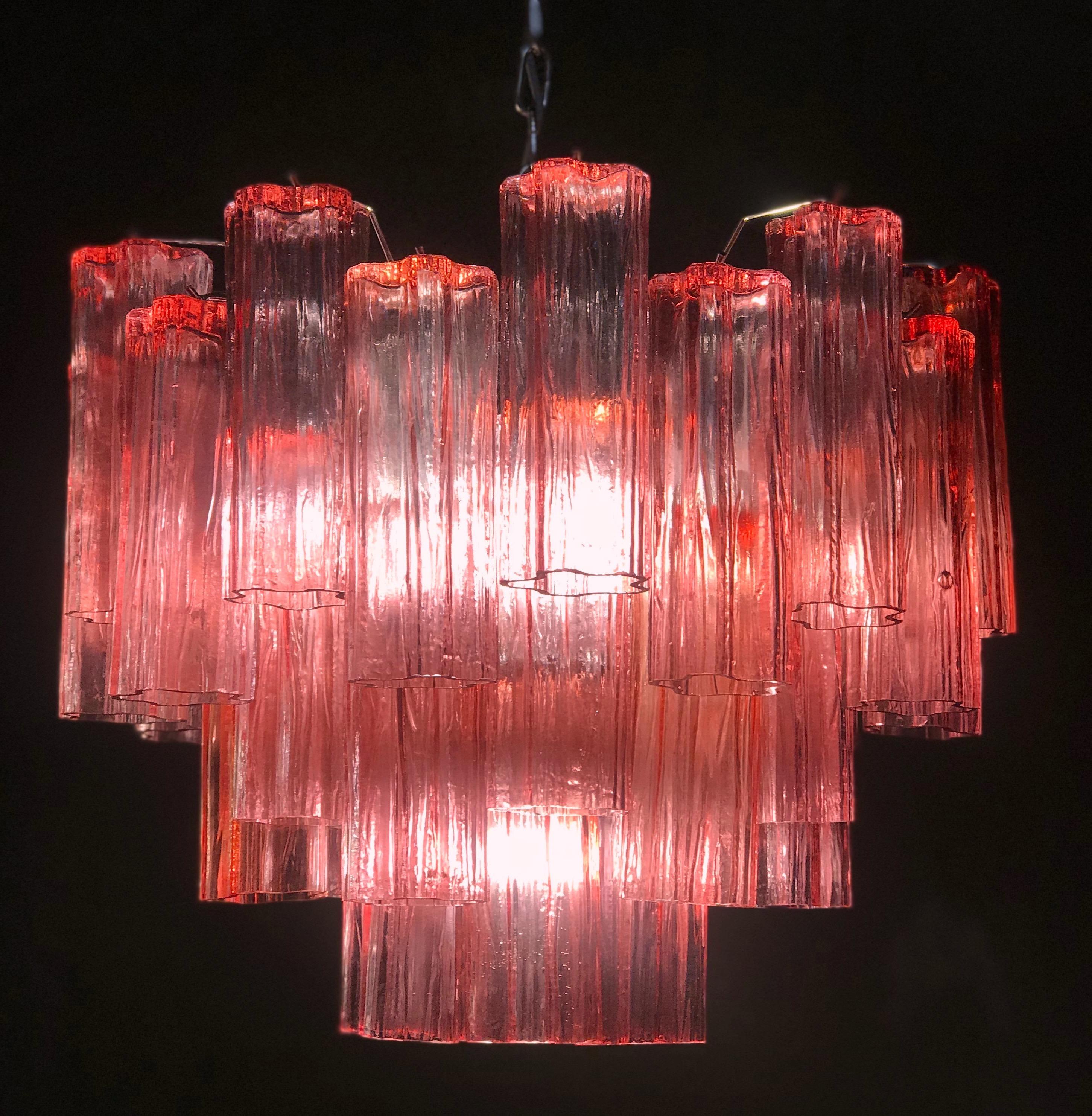 Pair of Red Coral Murano Glass Tronchi Chandelier 1970 In Excellent Condition For Sale In Rome, IT